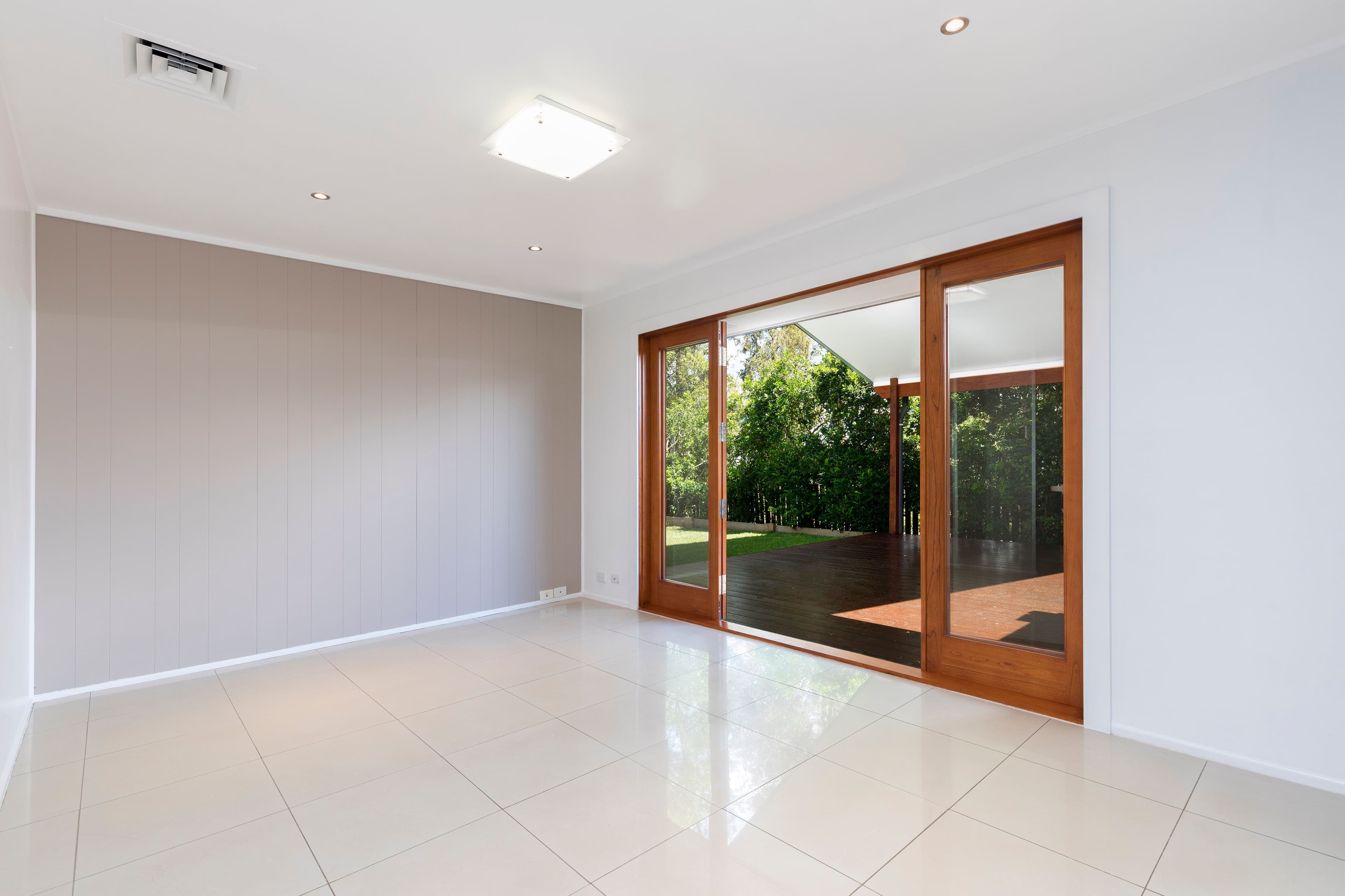 16 Harefield Street, Indooroopilly QLD 4068, Indooroopilly - Thumbnail 4