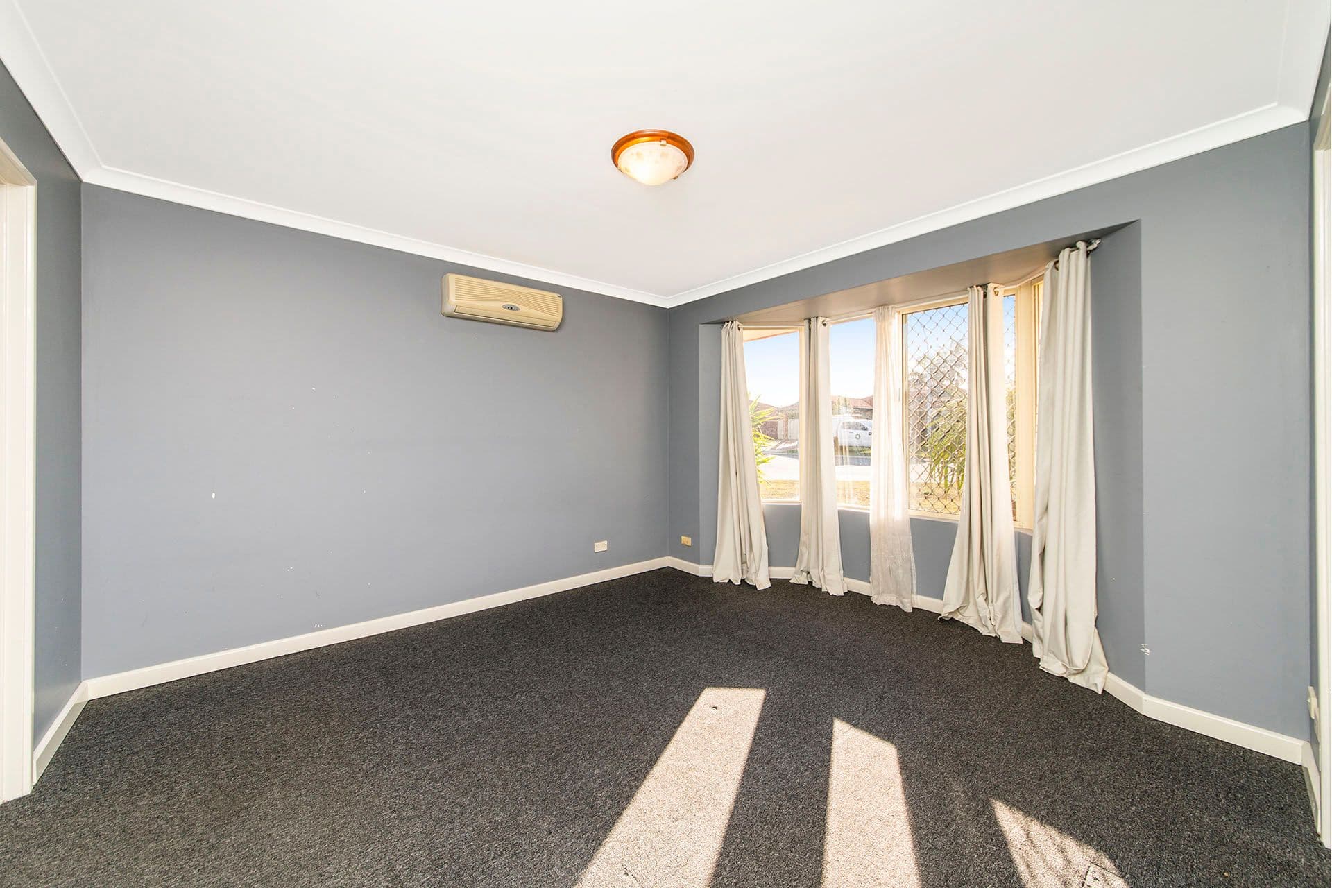 5 Shoalhaven Place, Waikiki WA 6169, Waikiki - Thumbnail 7