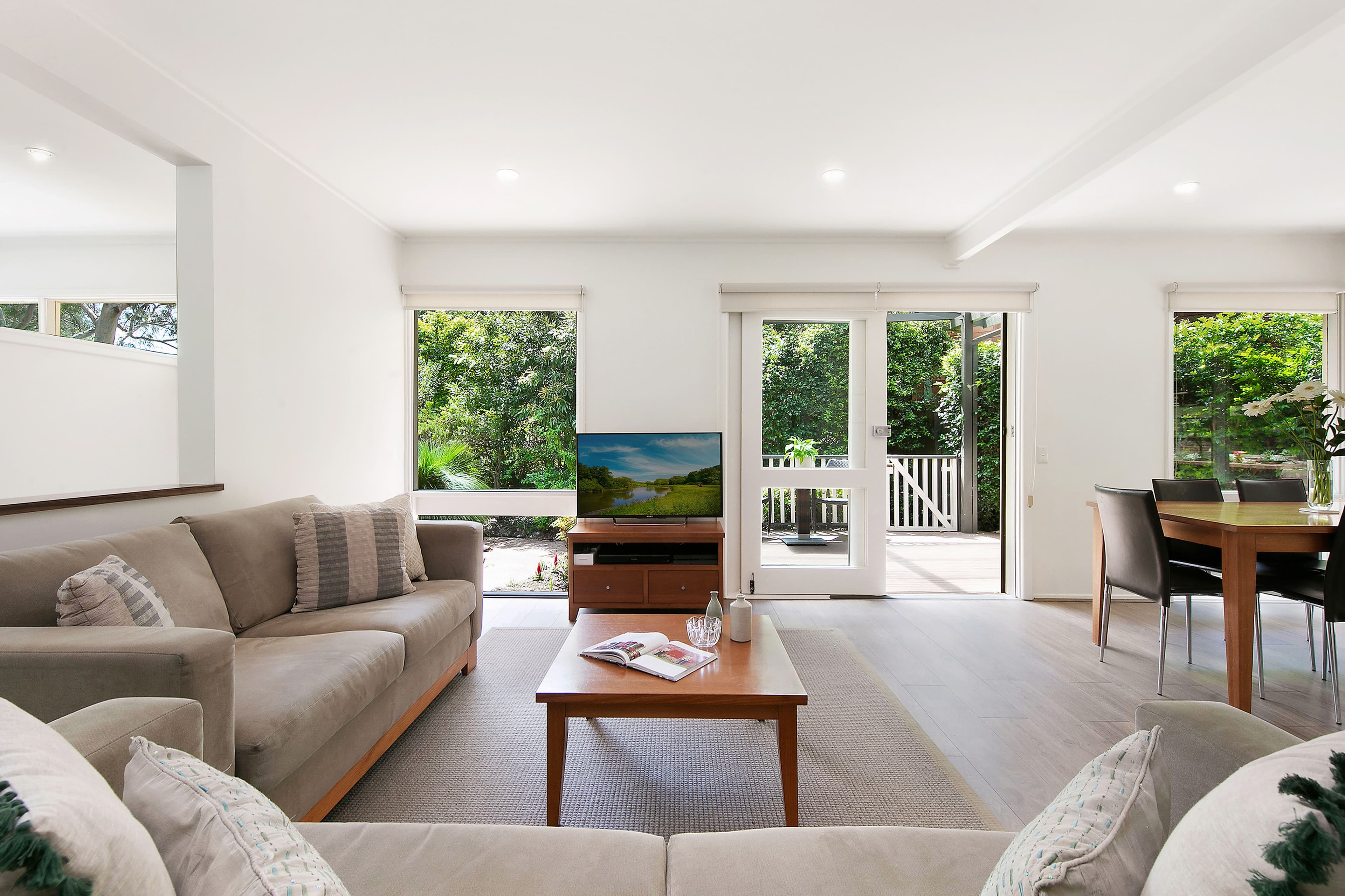 20 Parkinson Avenue, Turramurra NSW 2074, Turramurra - Thumbnail 2
