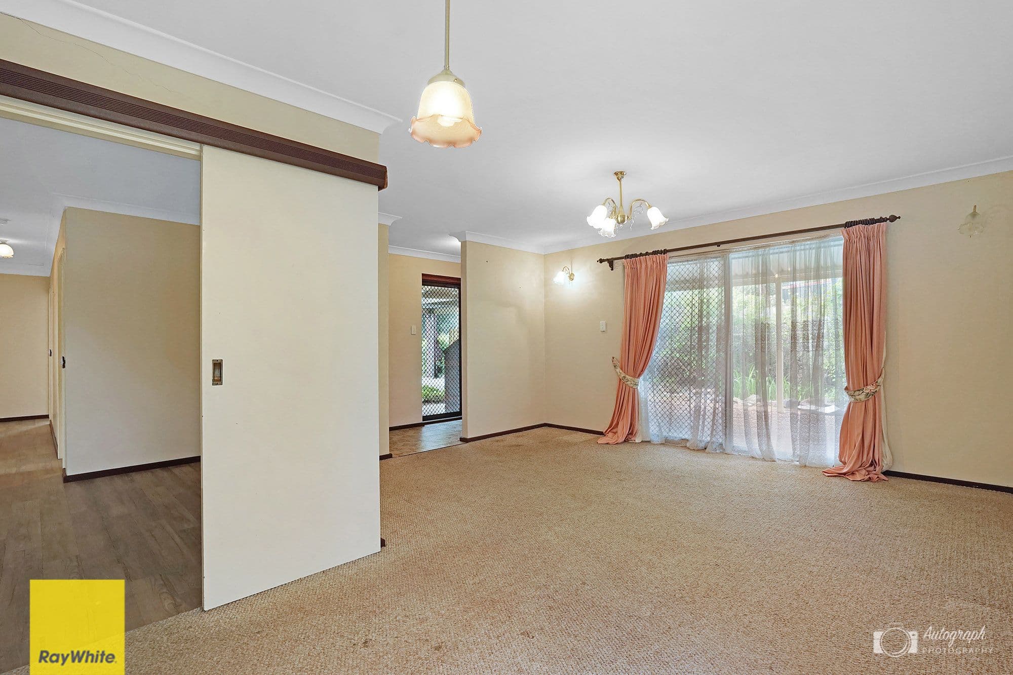 12 Chilham Close, Marangaroo WA 6064, Marangaroo - Thumbnail 2