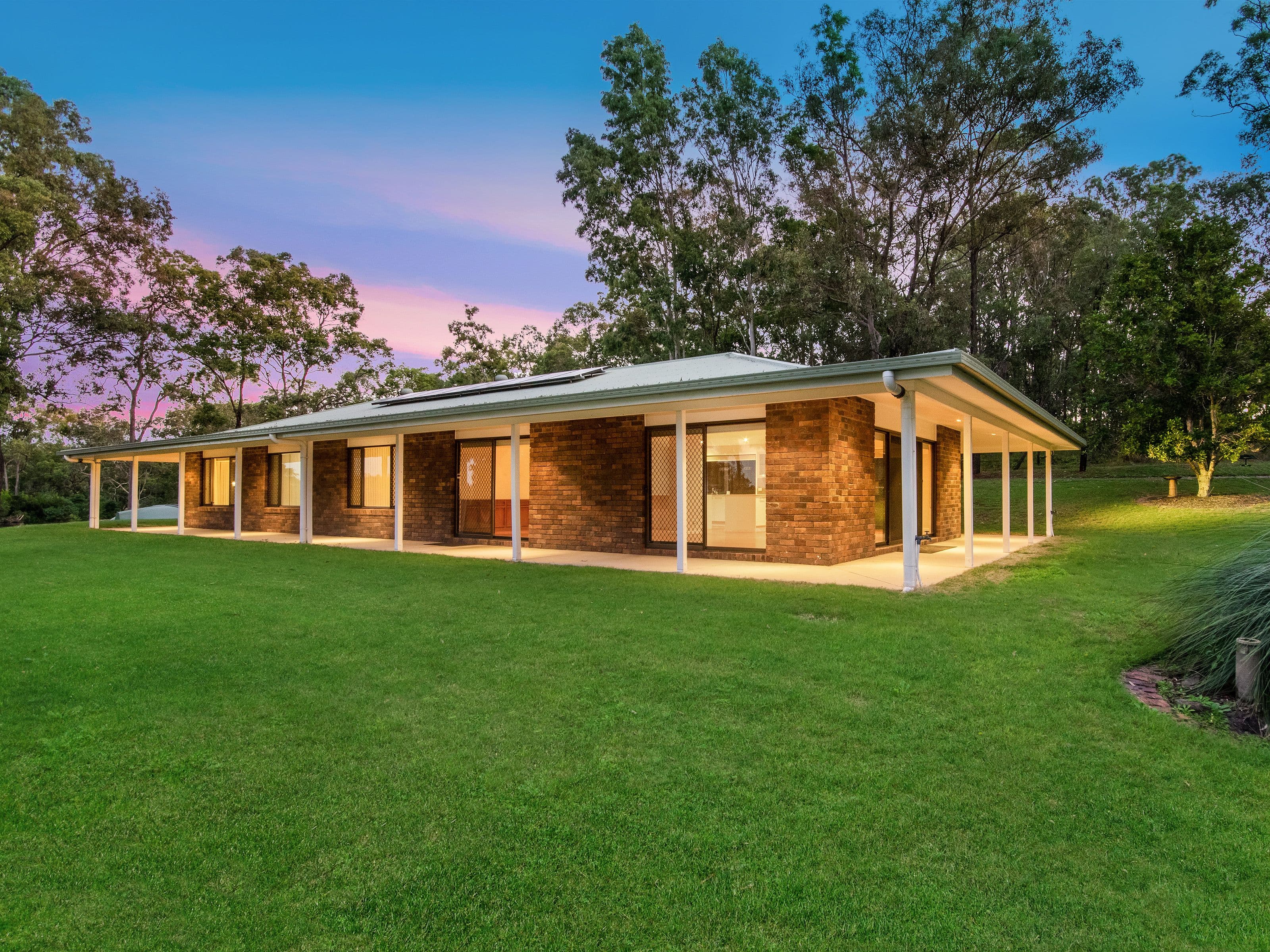 7 Mendooran Court, Oxenford QLD 4210, Oxenford - Image 1