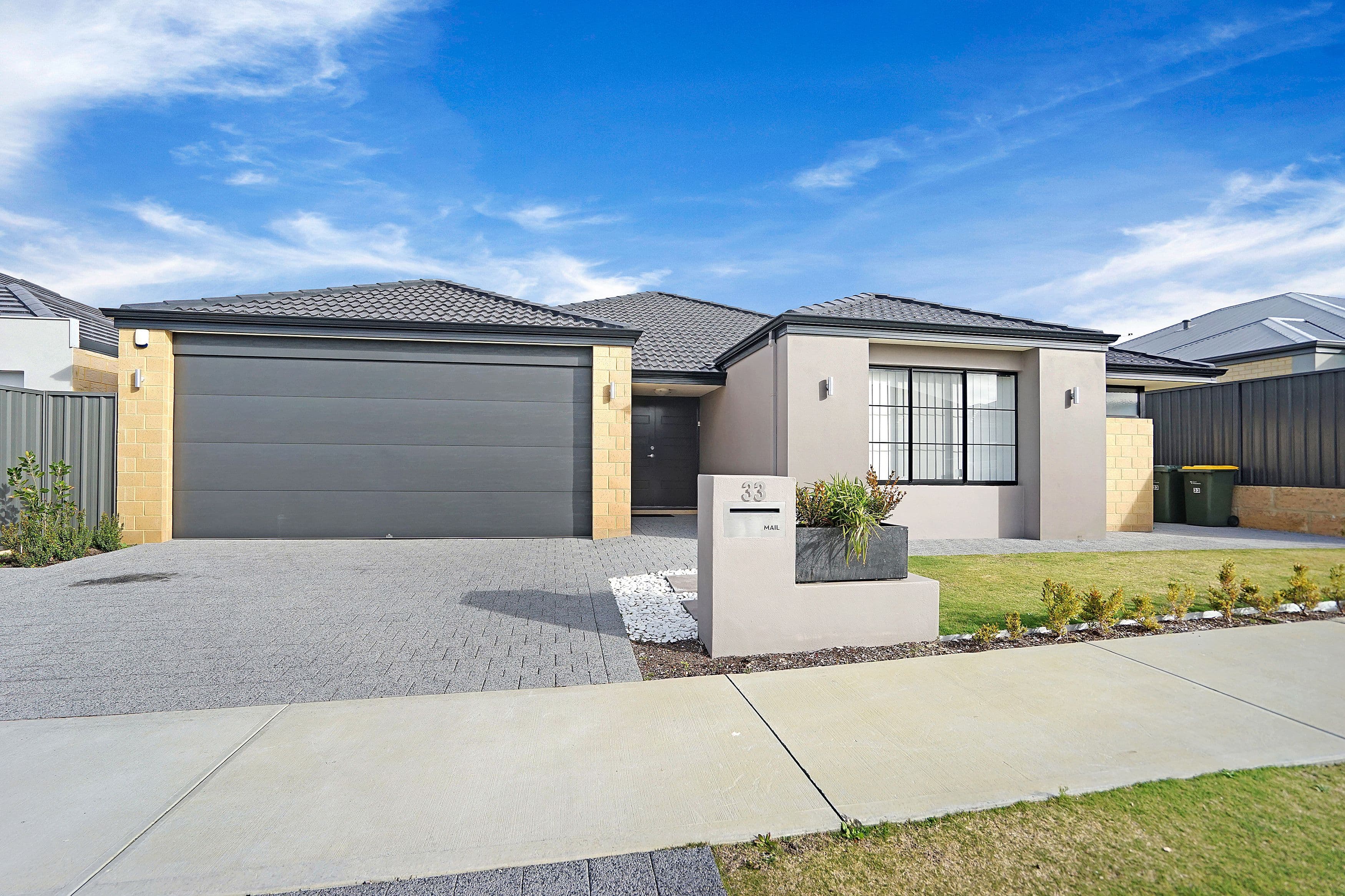 33 Saverne Way, Landsdale WA 6065, Landsdale - Thumbnail 3