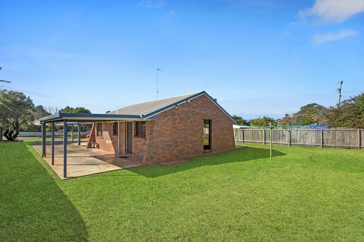 26 Wine Drive, Wilsonton Heights QLD 4350, Wilsonton Heights - Thumbnail 2