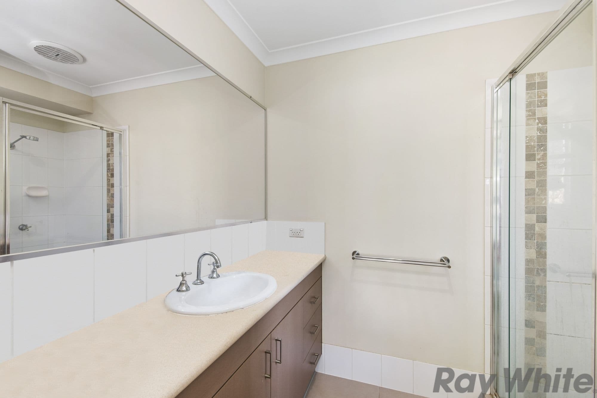 5 Jan Court, Caboolture QLD 4510, Caboolture - Thumbnail 3