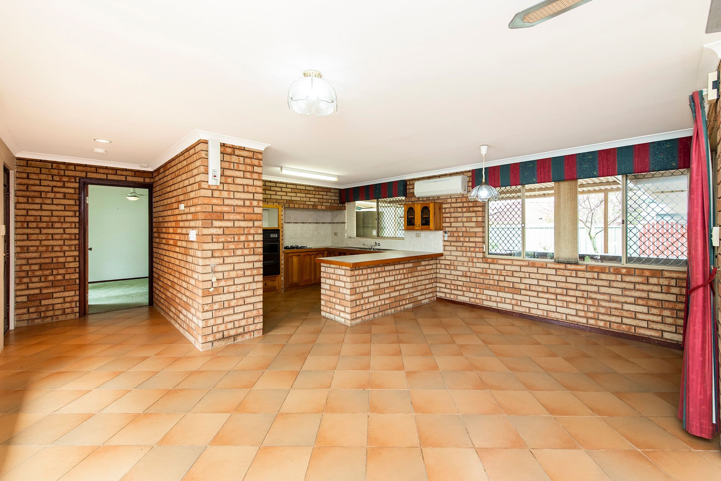 22 Frigate Place, Waikiki WA 6169, Waikiki - Thumbnail 6