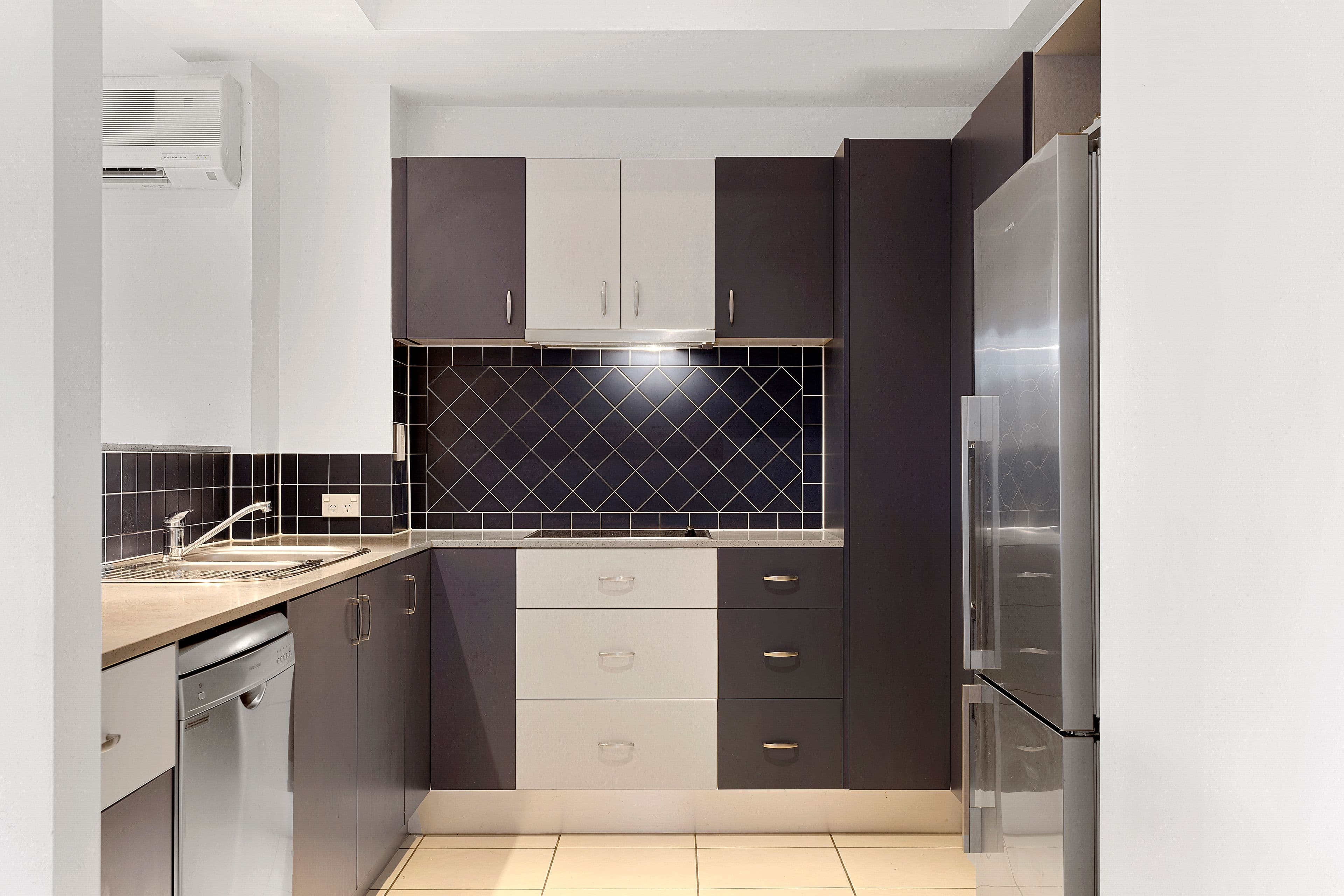 16 Royal Links Drive, Robina QLD 4226, Robina - Thumbnail 4