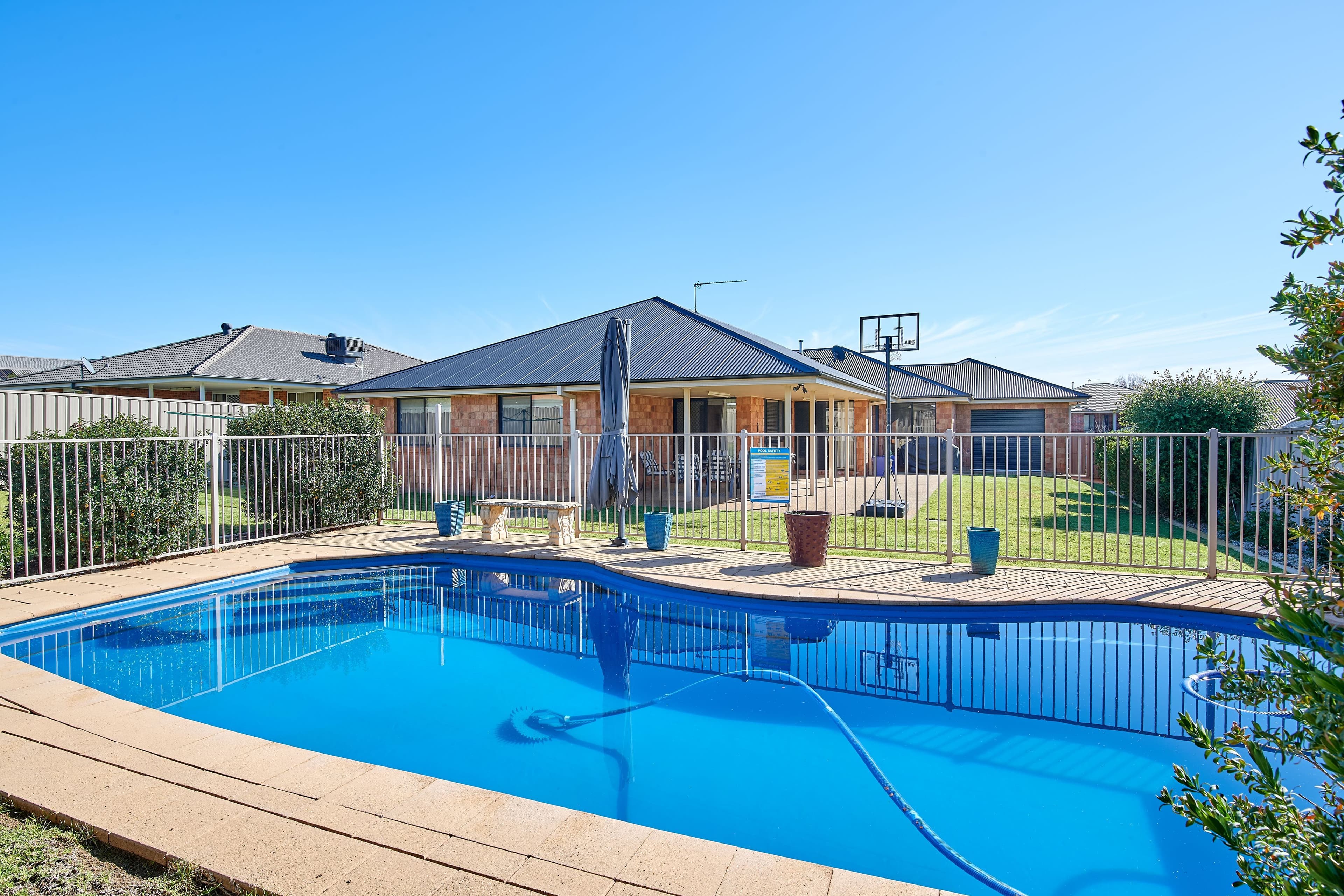 10 Bedervale Street, Bourkelands NSW 2650, Bourkelands - Thumbnail 3