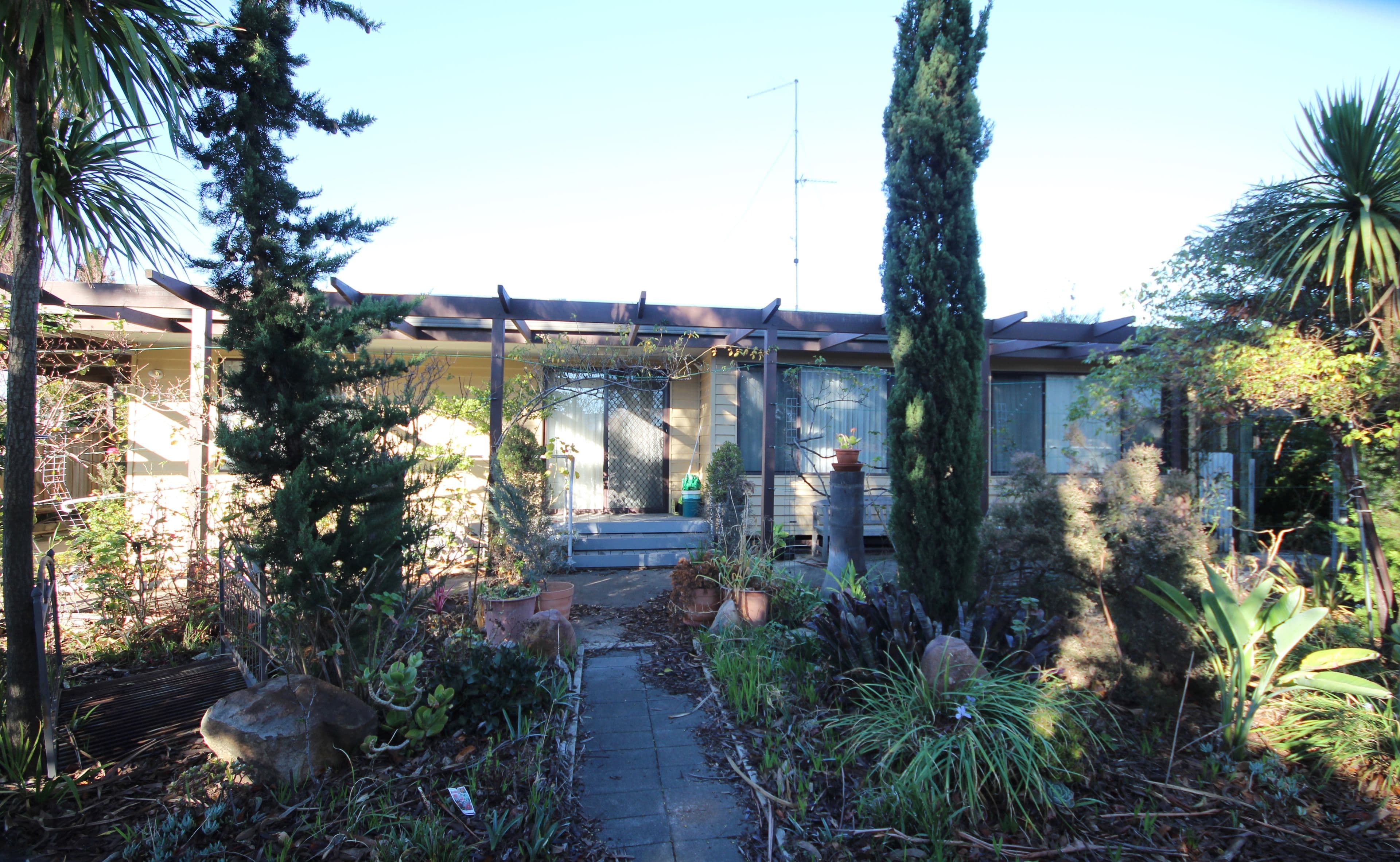 30-32 Stawell Road, Horsham VIC 3400, Horsham - Image 1