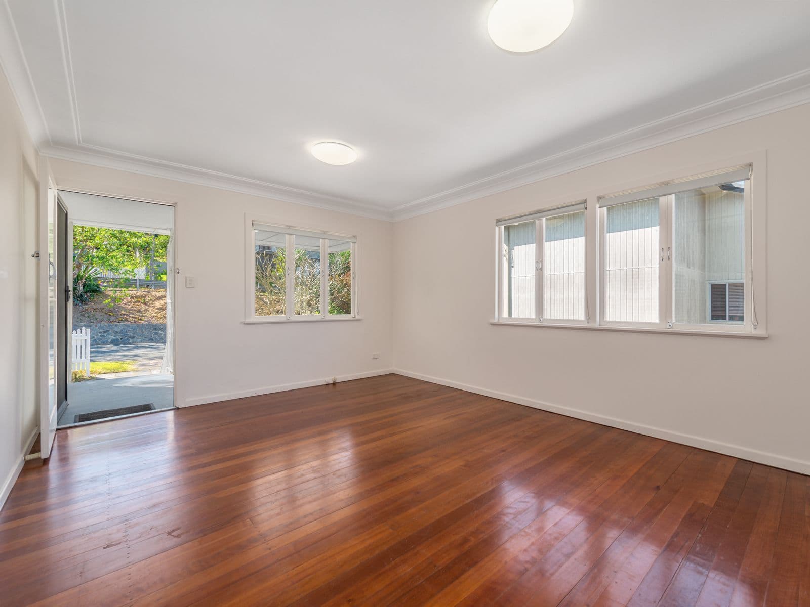 49 Rennie Street, Indooroopilly QLD 4068, Indooroopilly - Thumbnail 5