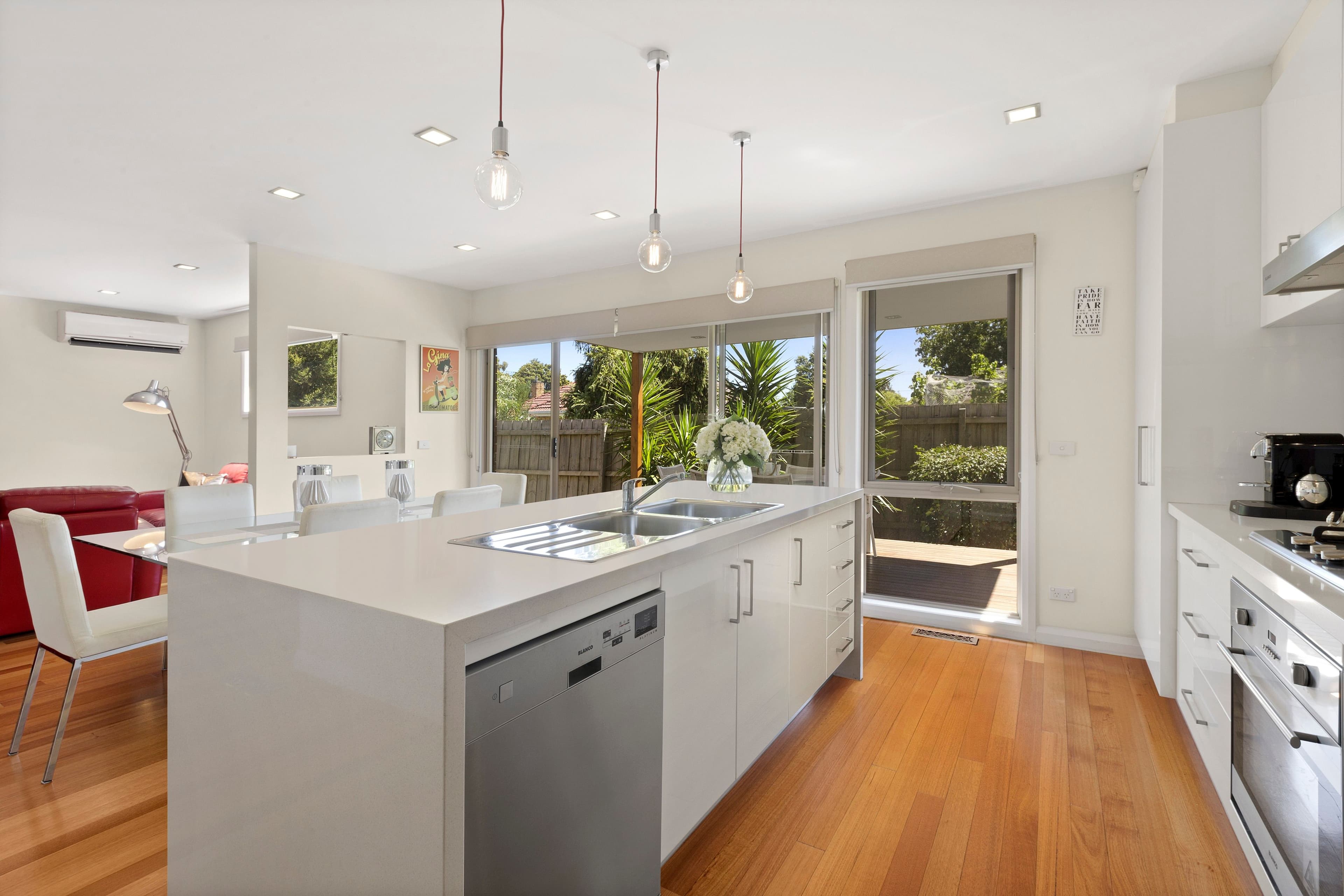 1047 Doncaster Road, Doncaster East VIC 3109, Doncaster East - Thumbnail 5