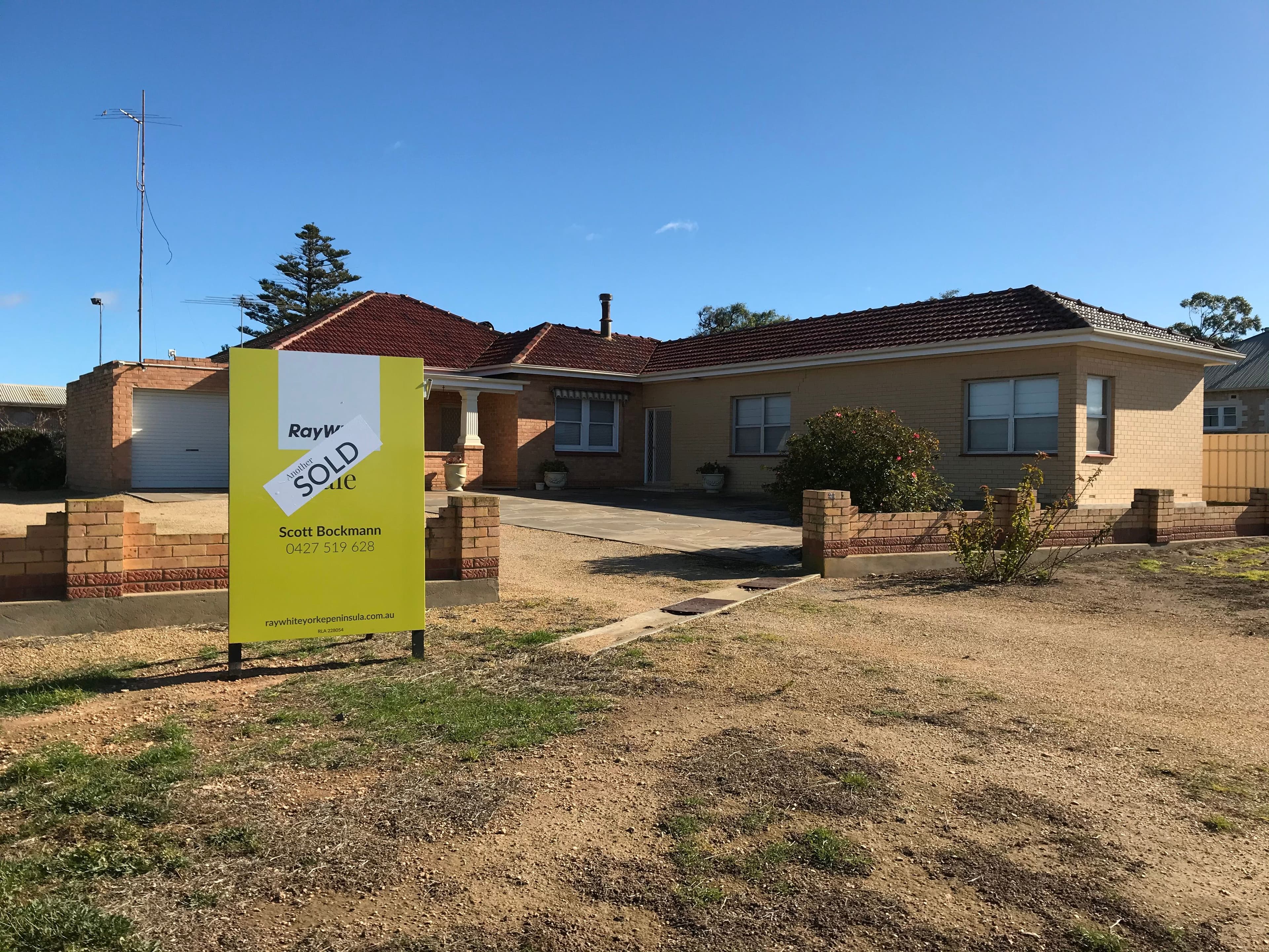 24 Main Coast Road, Pine Point SA 5571, Pine Point - Image 1