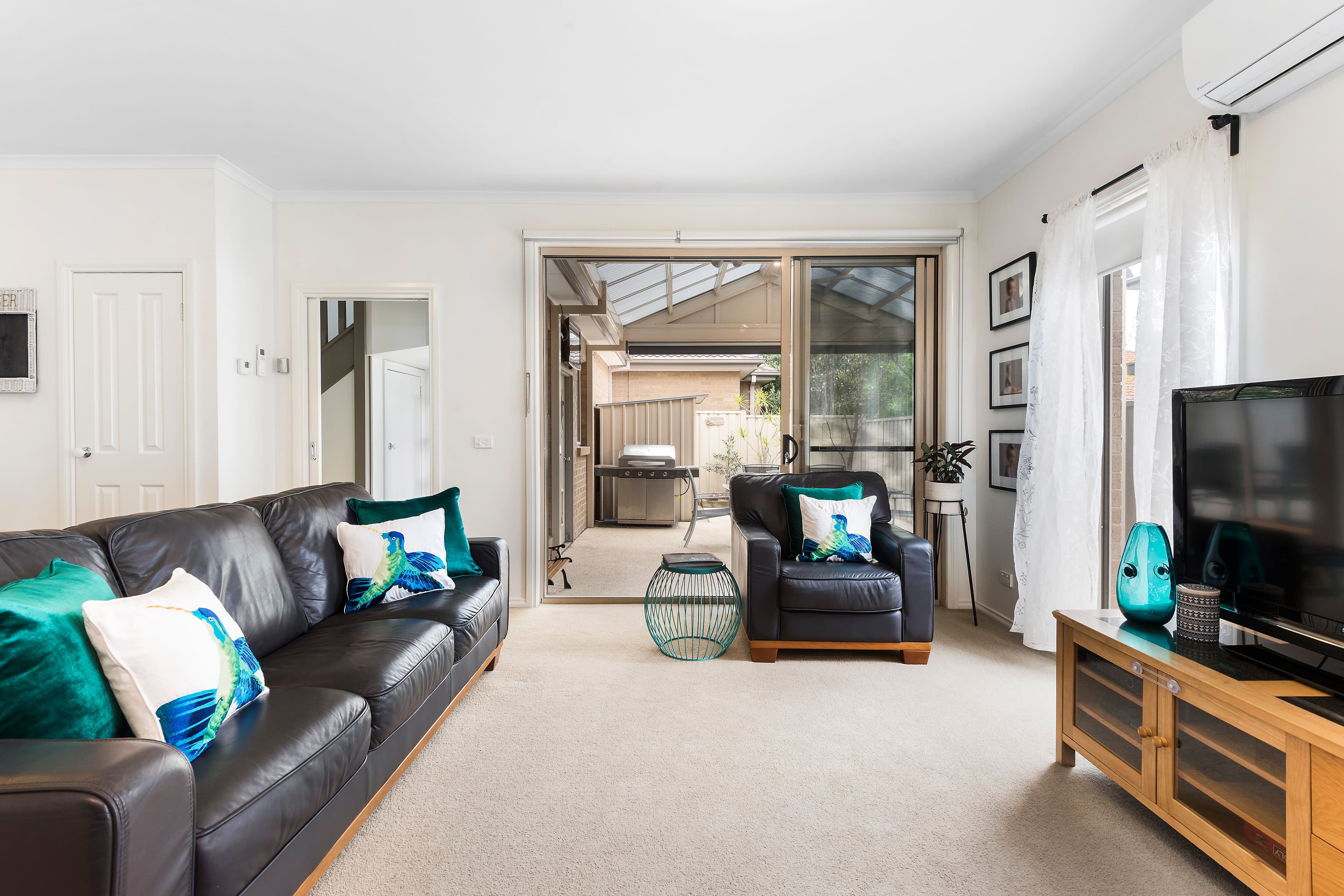1 Auguste Avenue, Clayton VIC 3168, Clayton - Thumbnail 2