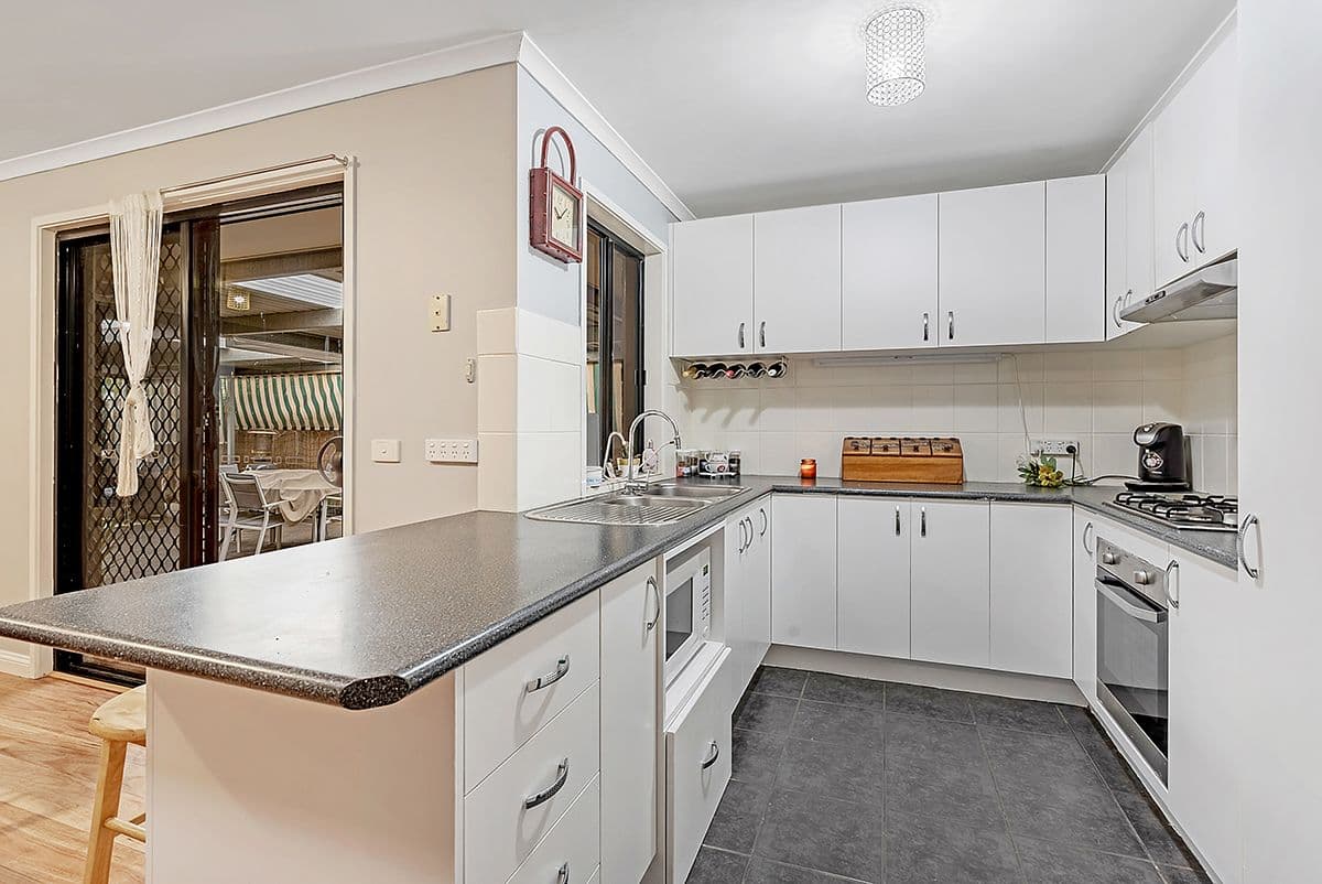3 Sunnybrook Court, Craigieburn VIC 3064, Craigieburn - Image 1