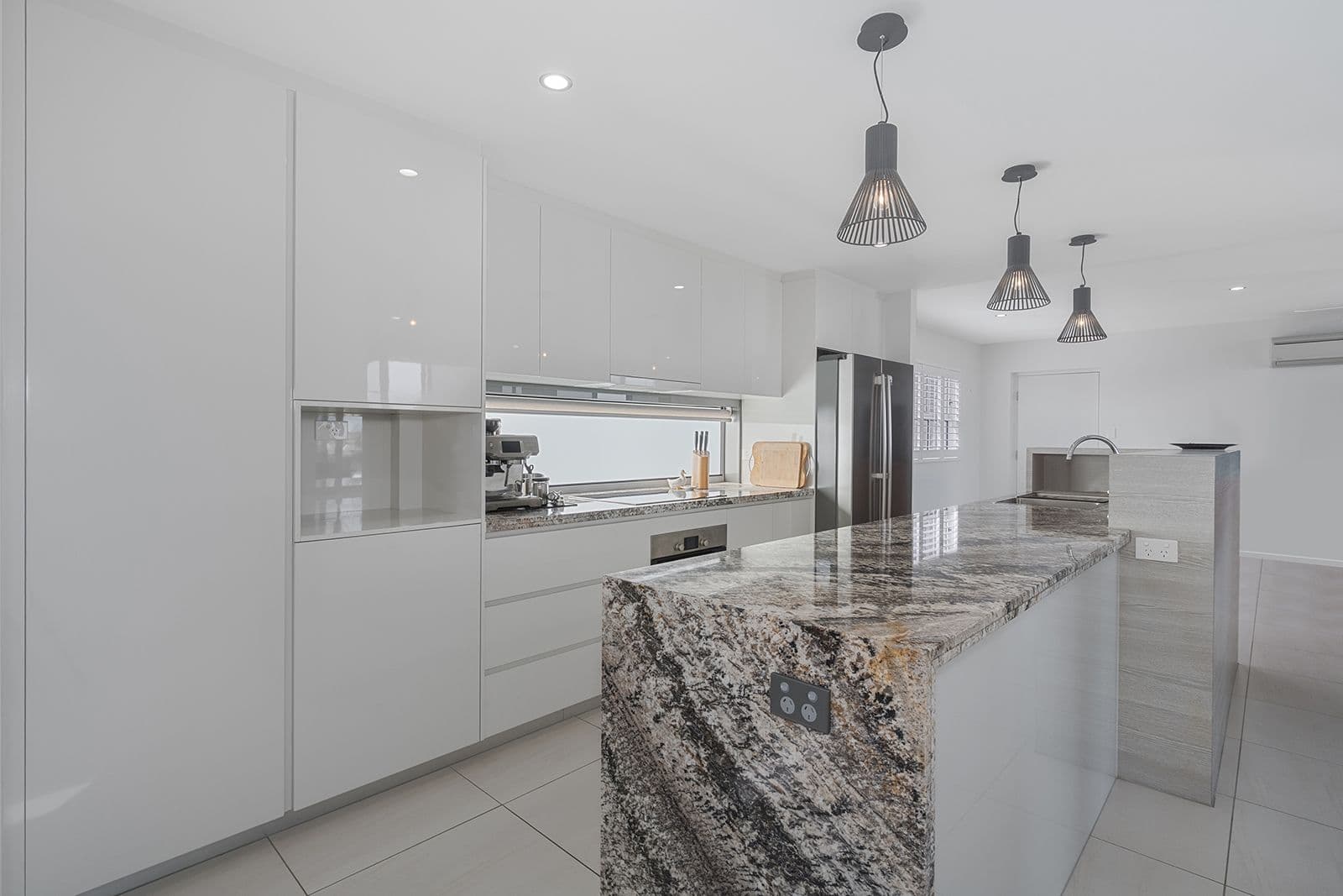 4 Anderson Street, Scarborough QLD 4020, Scarborough - Thumbnail 5