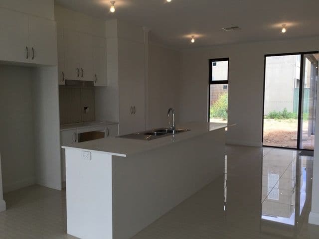 1/16 Chianti Lane, Mawson Lakes SA 5095, Mawson Lakes - Thumbnail 6