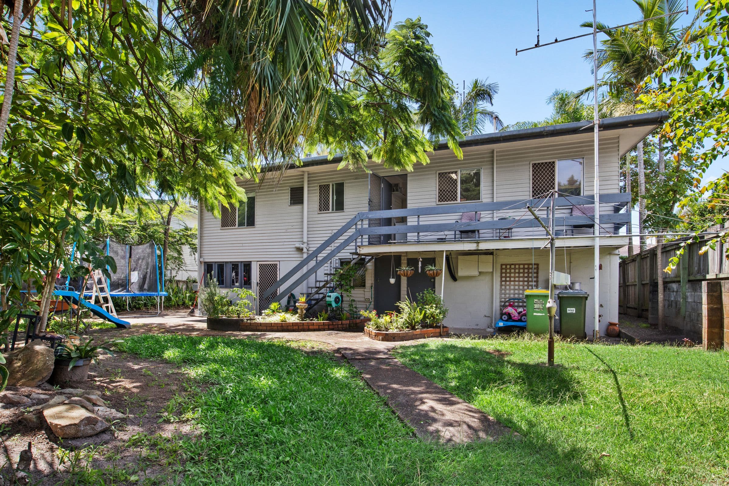18 Hollywell Road, Biggera Waters QLD 4216, Biggera Waters - Thumbnail 6