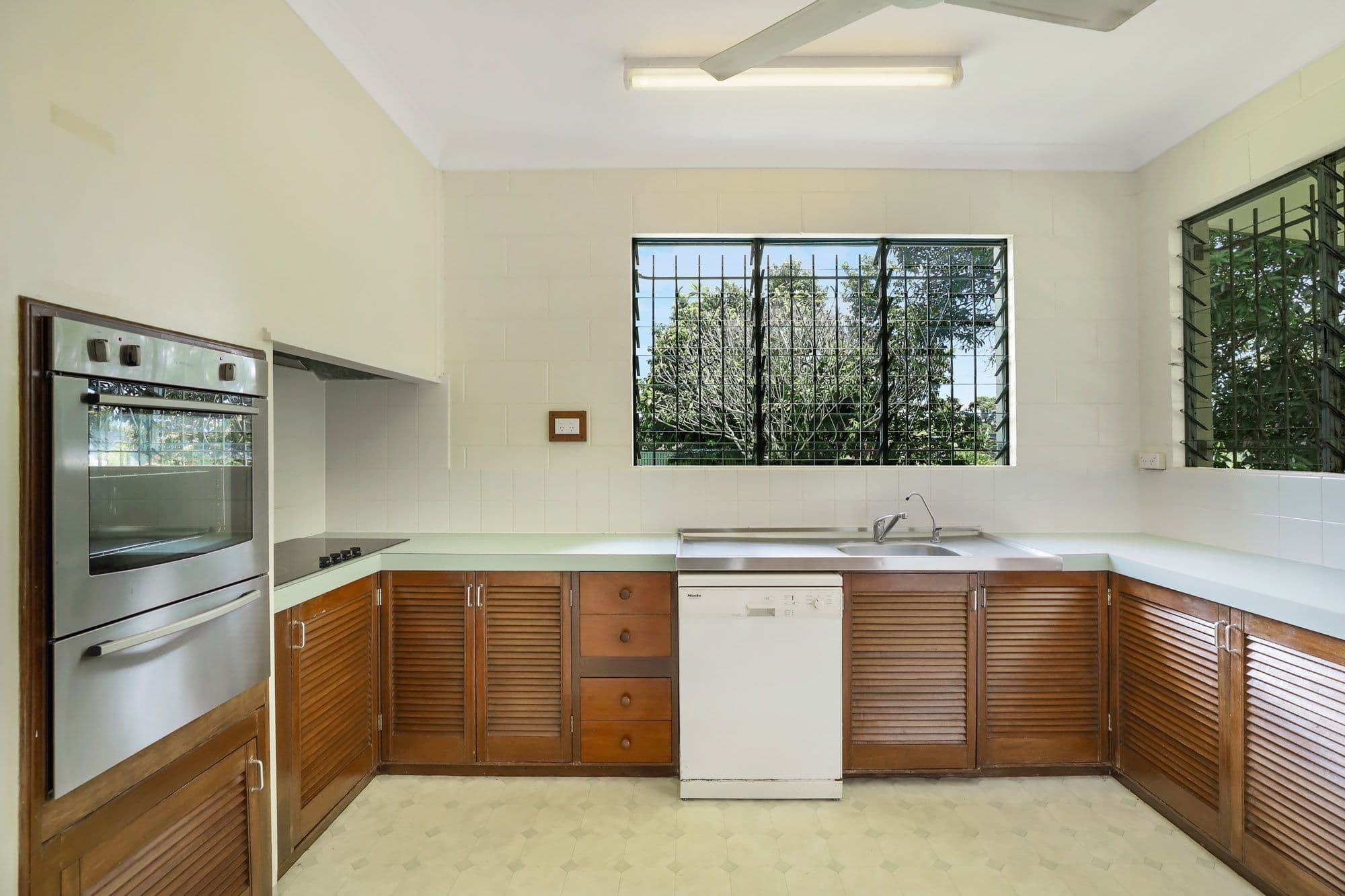 142-144 Progress Road, White Rock QLD 4868, White Rock - Thumbnail 4