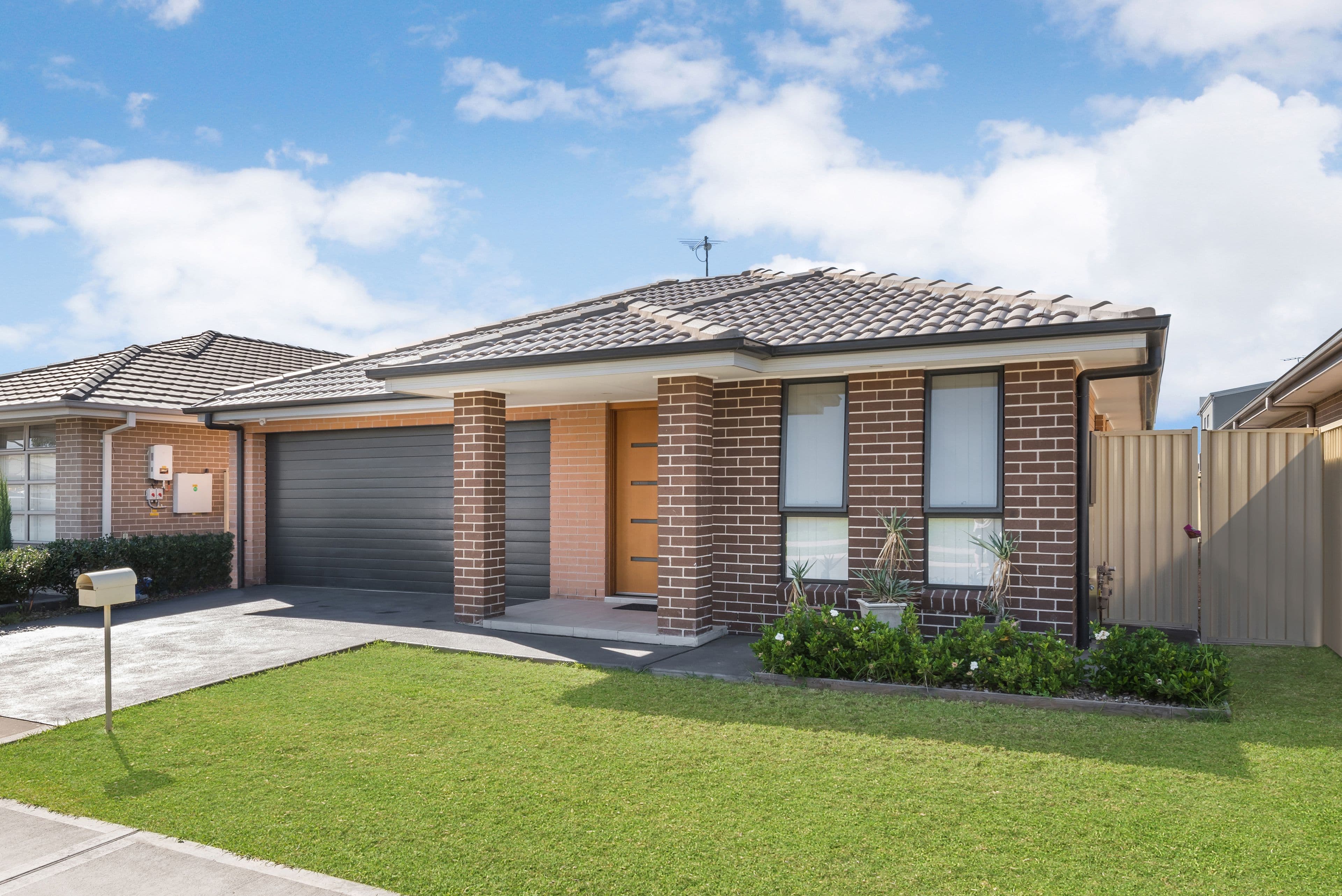 6 Gropler Avenue
Middleton Grange 2171, New South Wales, Middleton Grange - Thumbnail 2