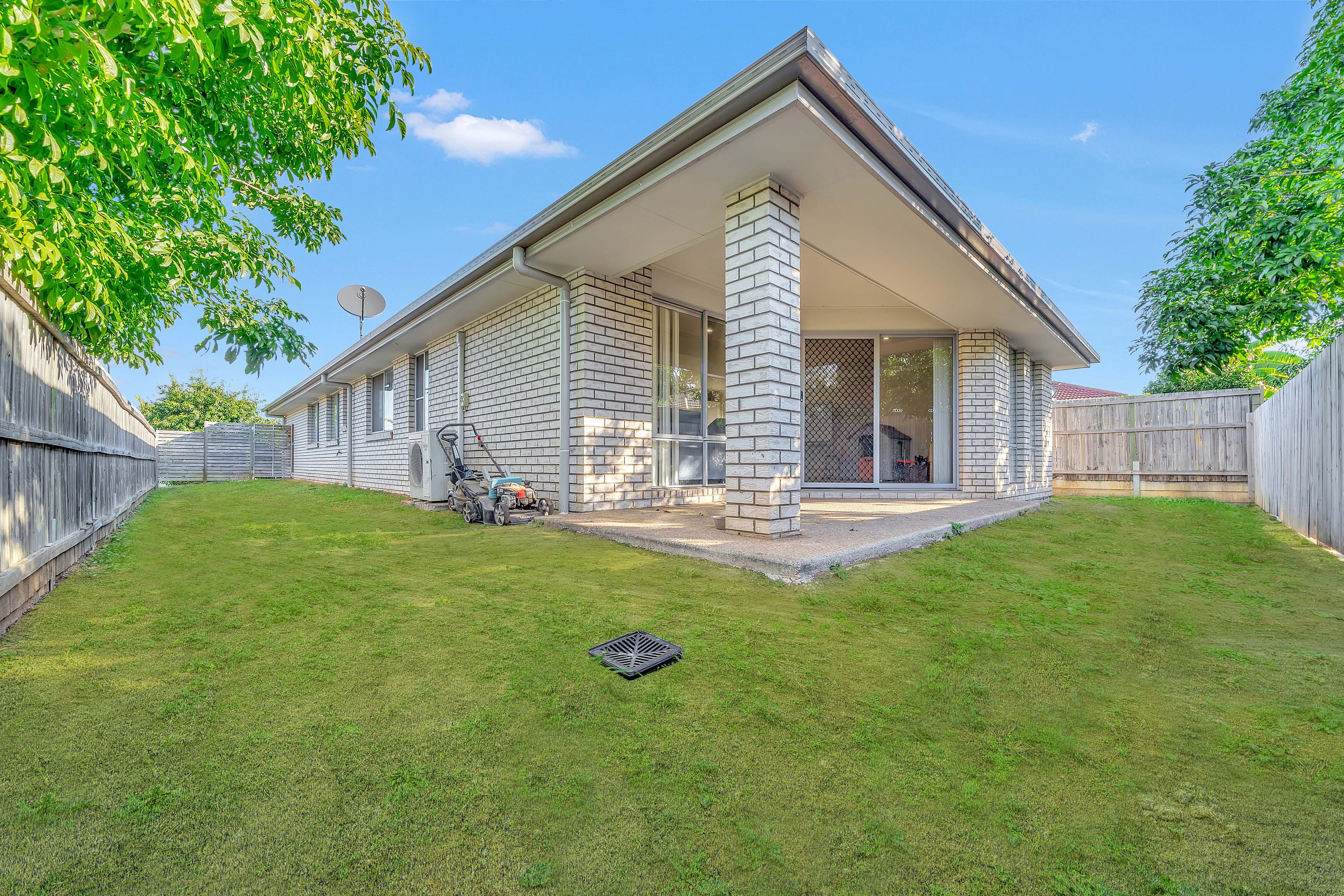 1 Surwold Way, Loganlea QLD 4131, Loganlea - Thumbnail 3