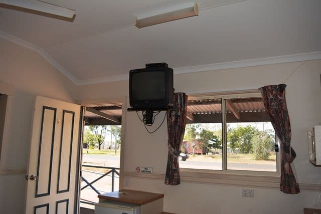 58 Lodge Street, Aramac QLD 4726, Aramac - Thumbnail 8