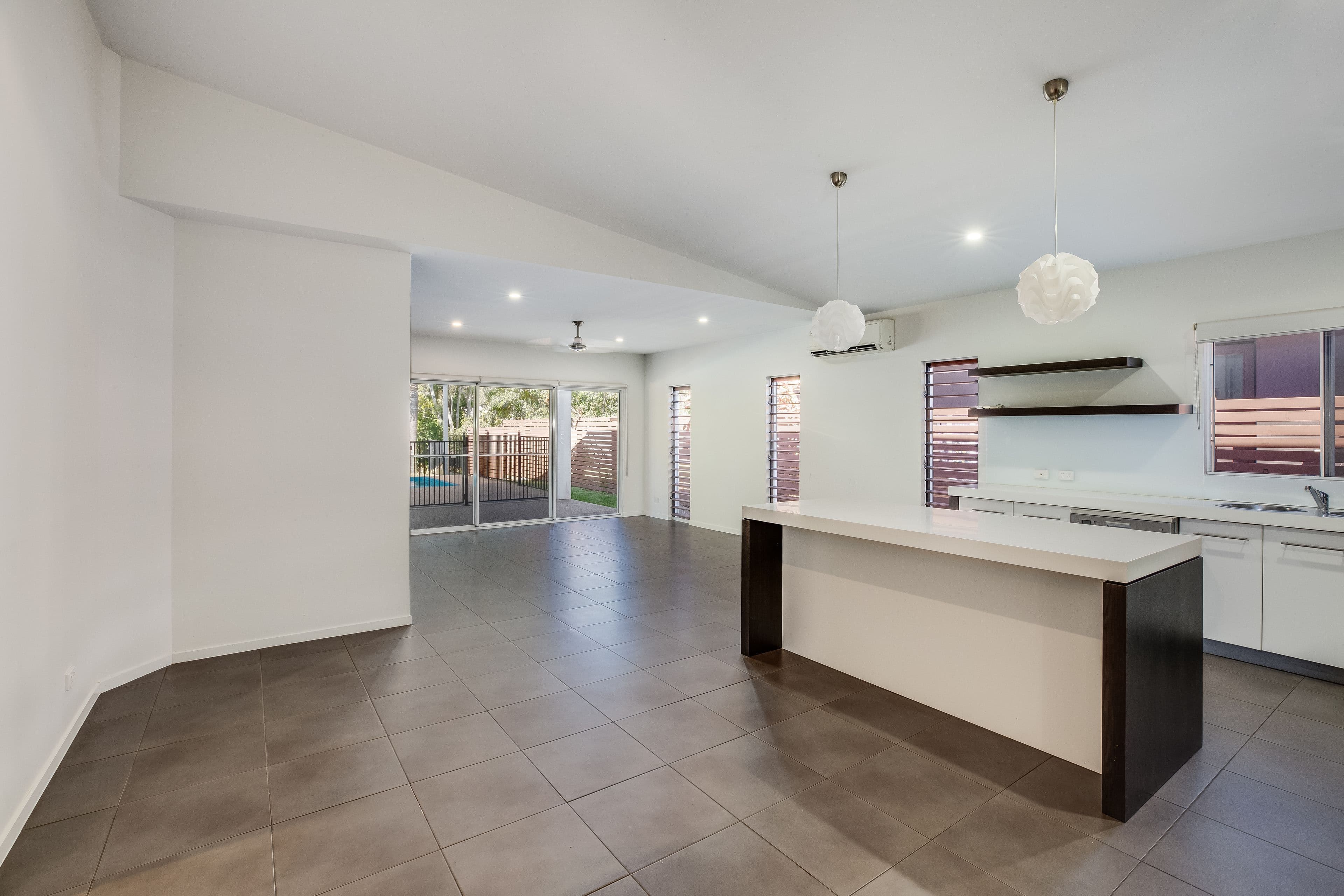 8 Waite Creek Court, Cannonvale QLD 4802, Cannonvale - Thumbnail 4