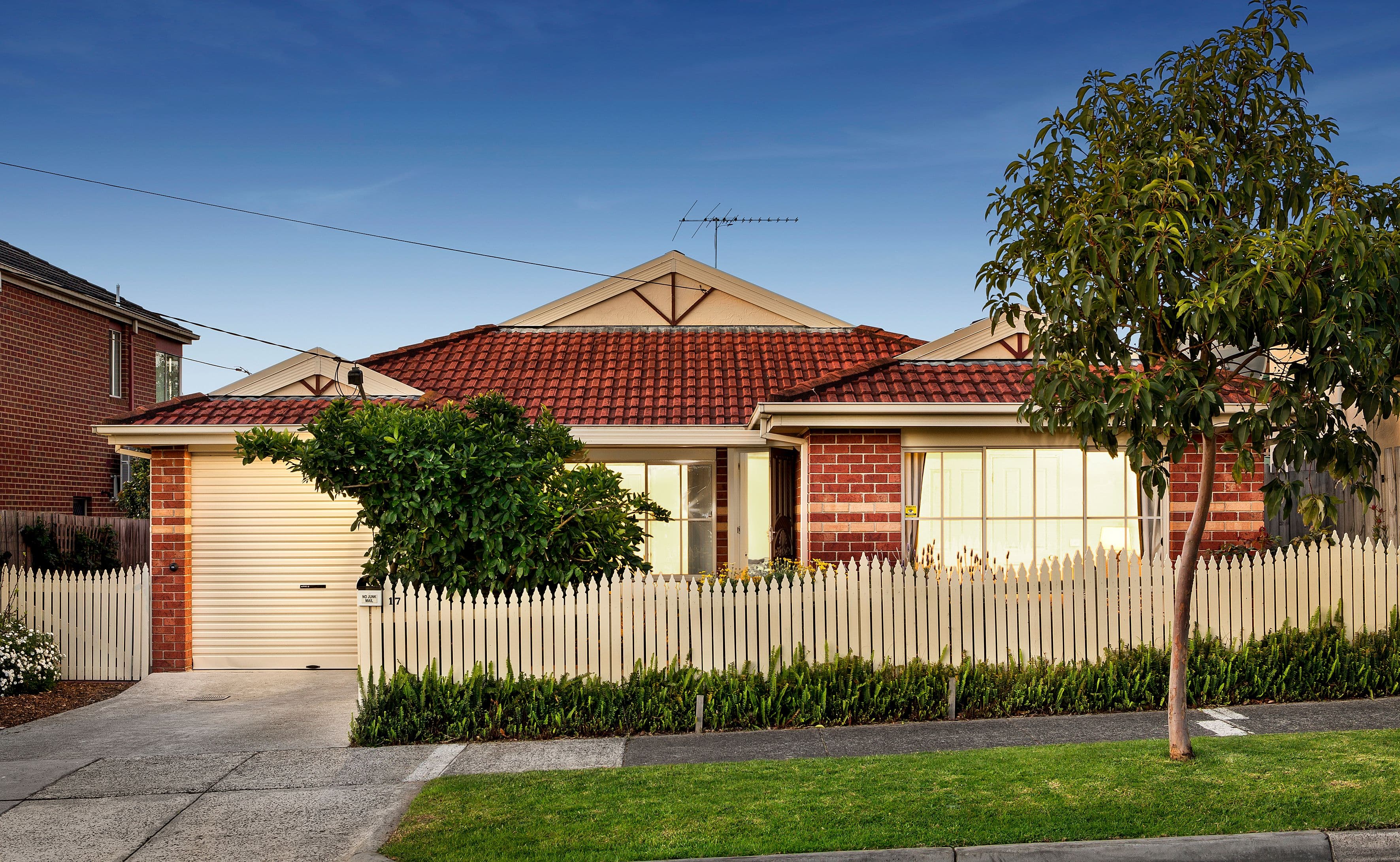 17 Woolert Street, Ashwood VIC 3147, Ashwood - Image 1