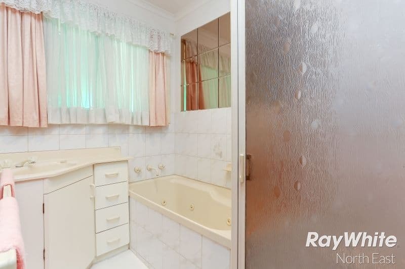 6 Walkleys Road, Valley View SA 5093, Valley View - Thumbnail 7