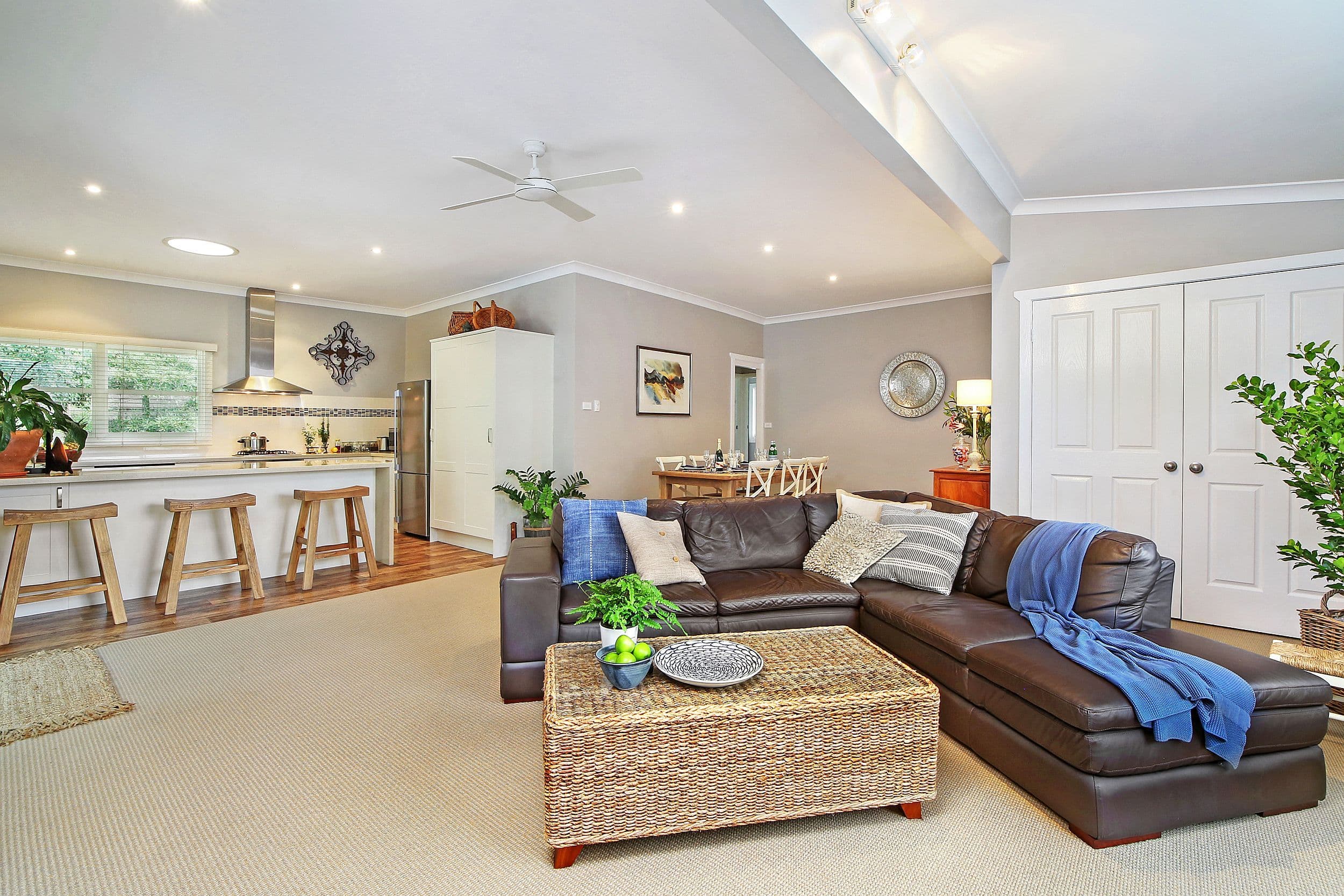 52 Venice Road, Pretty Beach - Thumbnail 3