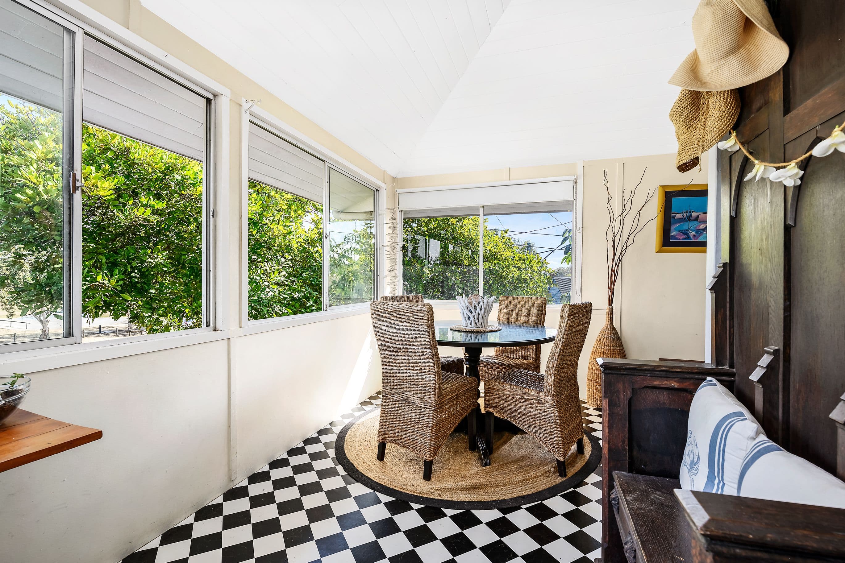 2 Rainbow Street, Sandgate QLD 4017, Sandgate - Thumbnail 6