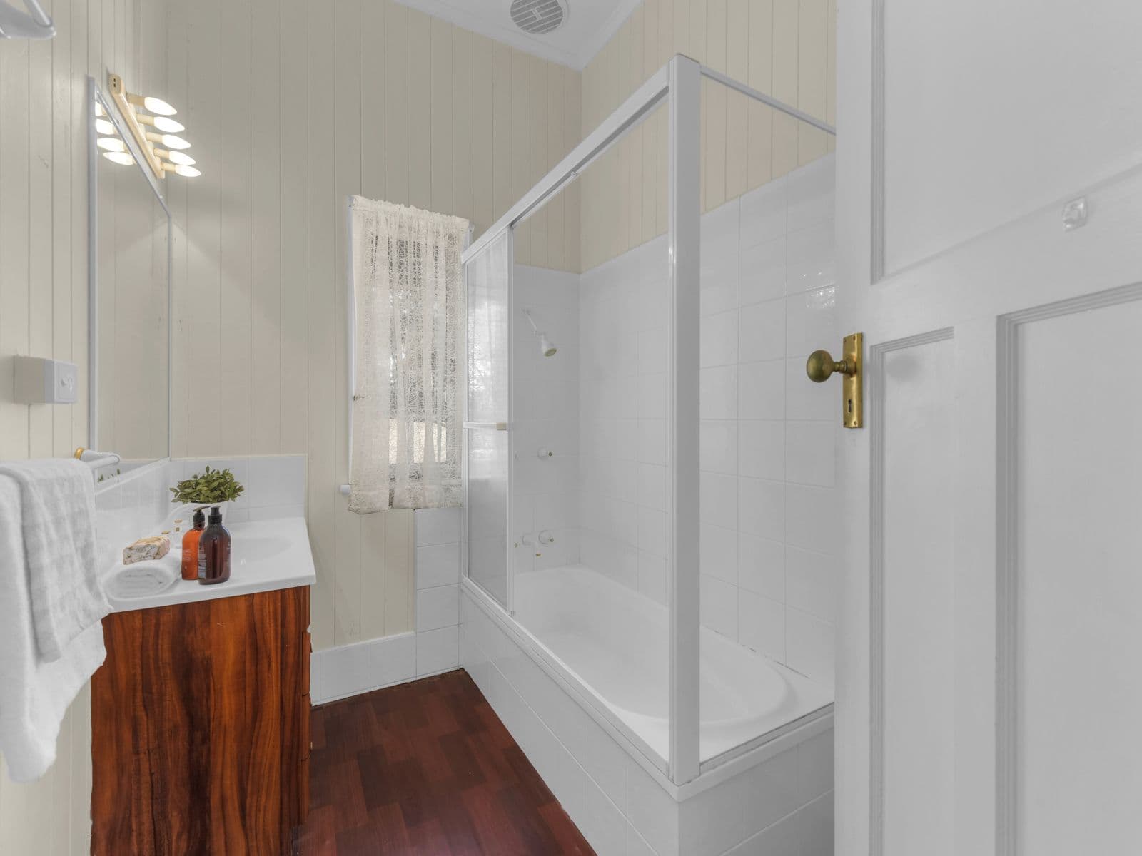 38 Woodhill Avenue, Coorparoo QLD 4151, Coorparoo - Thumbnail 7