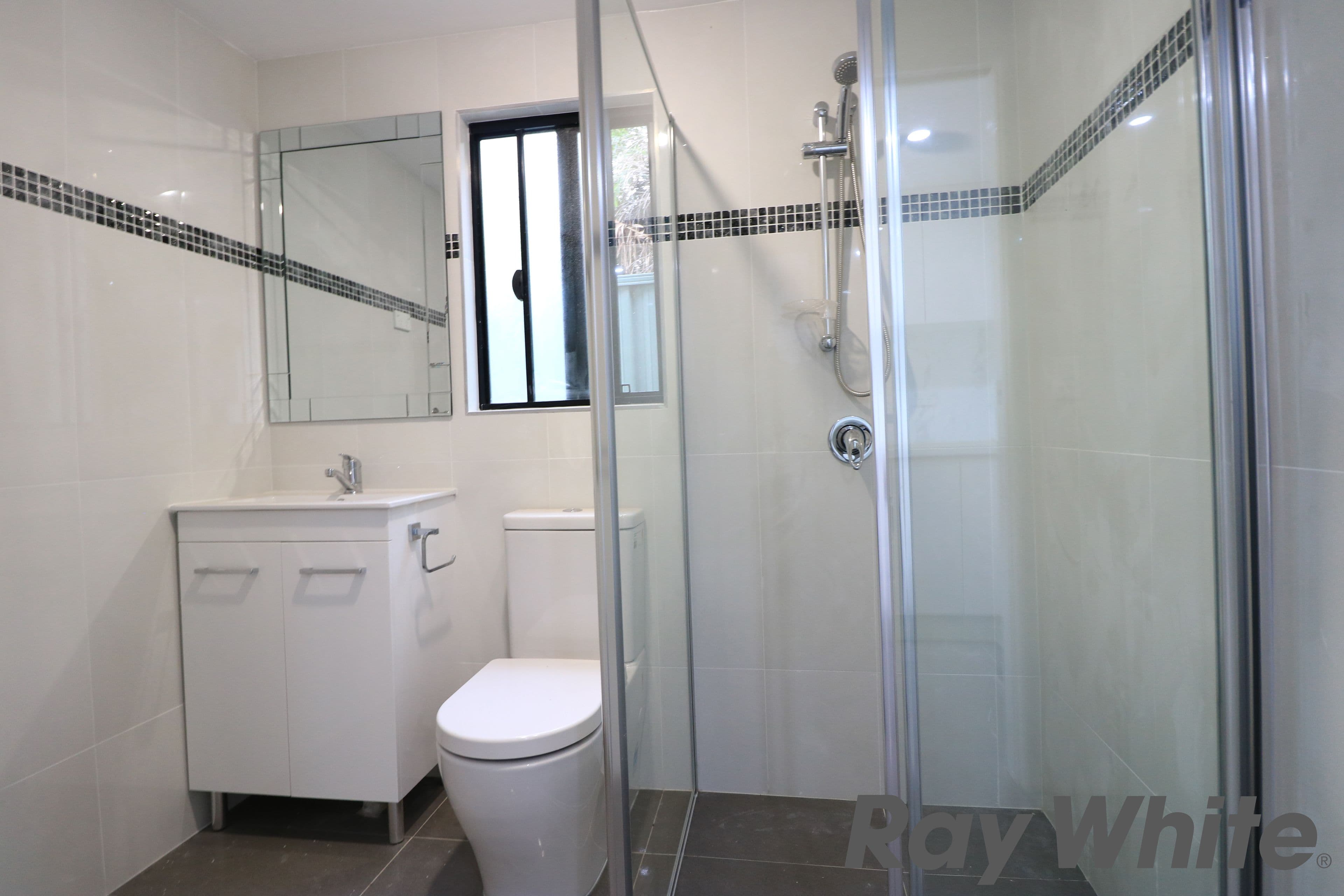 8a Peel Street, Canley Heights NSW 2166, Canley Heights - Thumbnail 5
