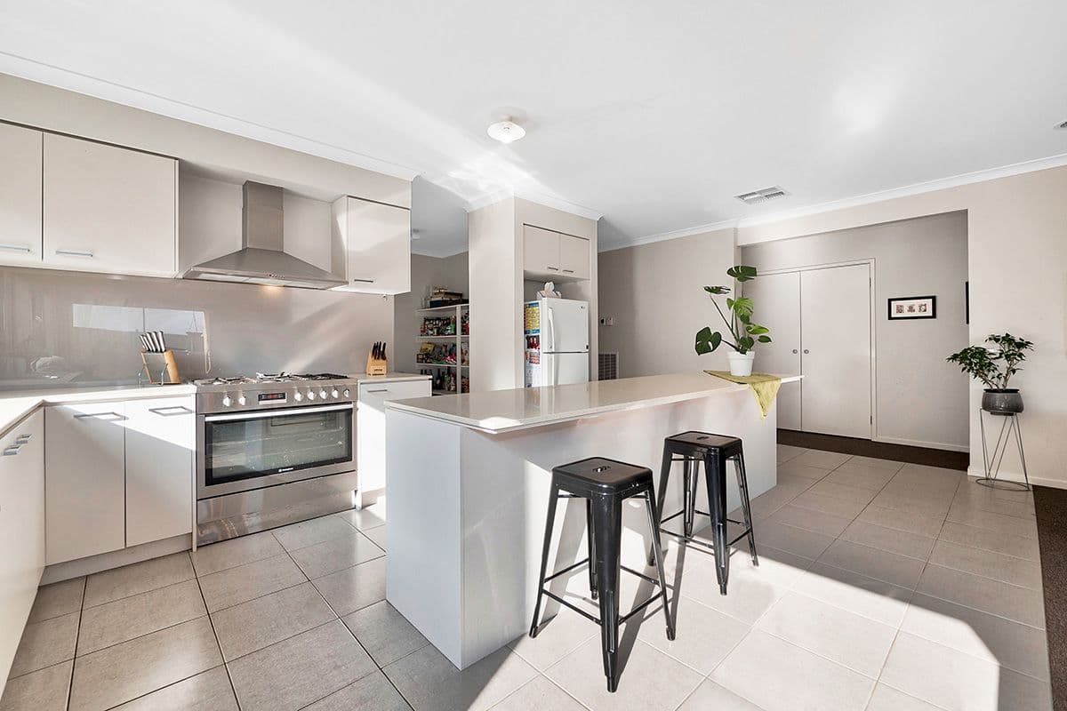 36 Macumba Drive, Clyde North VIC 3978, Clyde North - Thumbnail 3