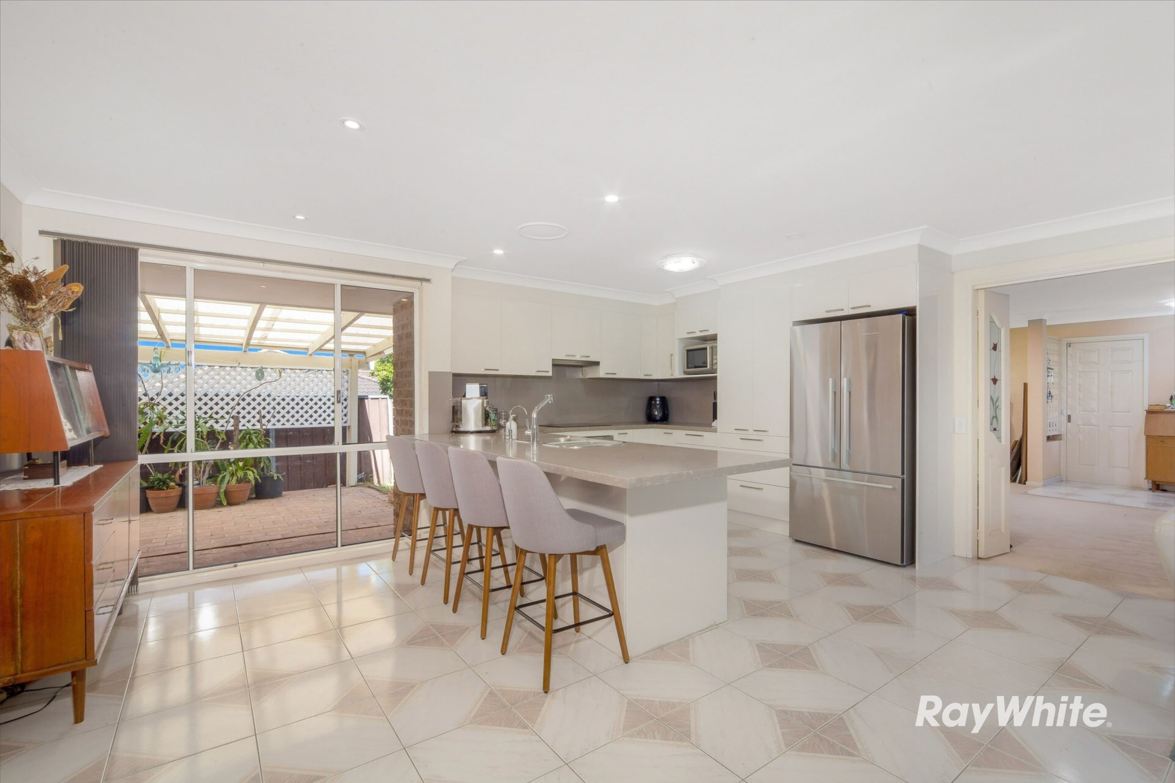 10 Erna Place, Quakers Hill NSW 2763, Quakers Hill - Thumbnail 2