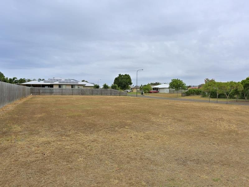 18 Back Hill Place, Coral Cove QLD 4670, Coral Cove - Image 1