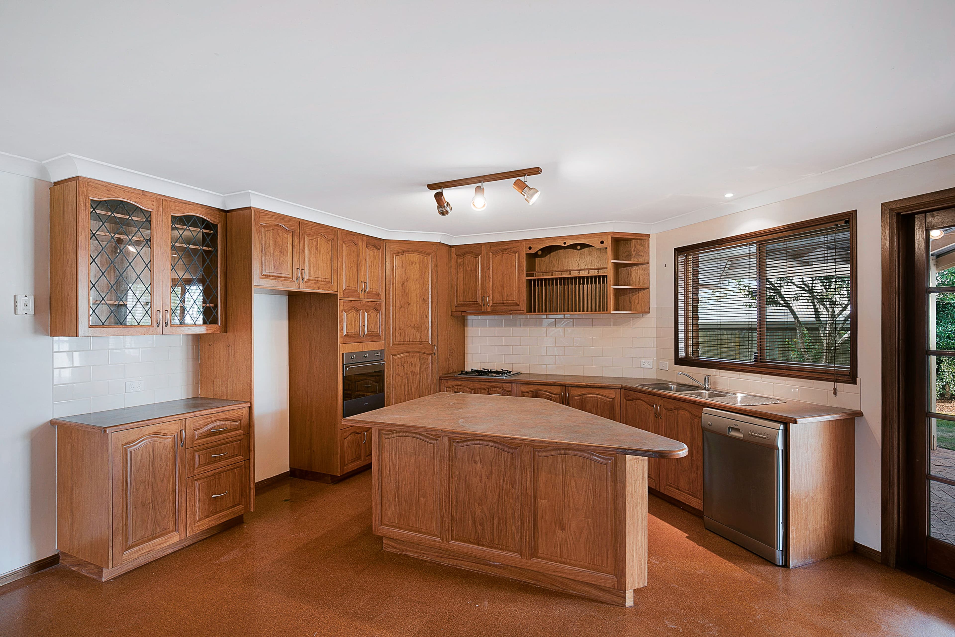7 Kruiswijk Court, Middle Ridge QLD 4350, Middle Ridge - Thumbnail 4