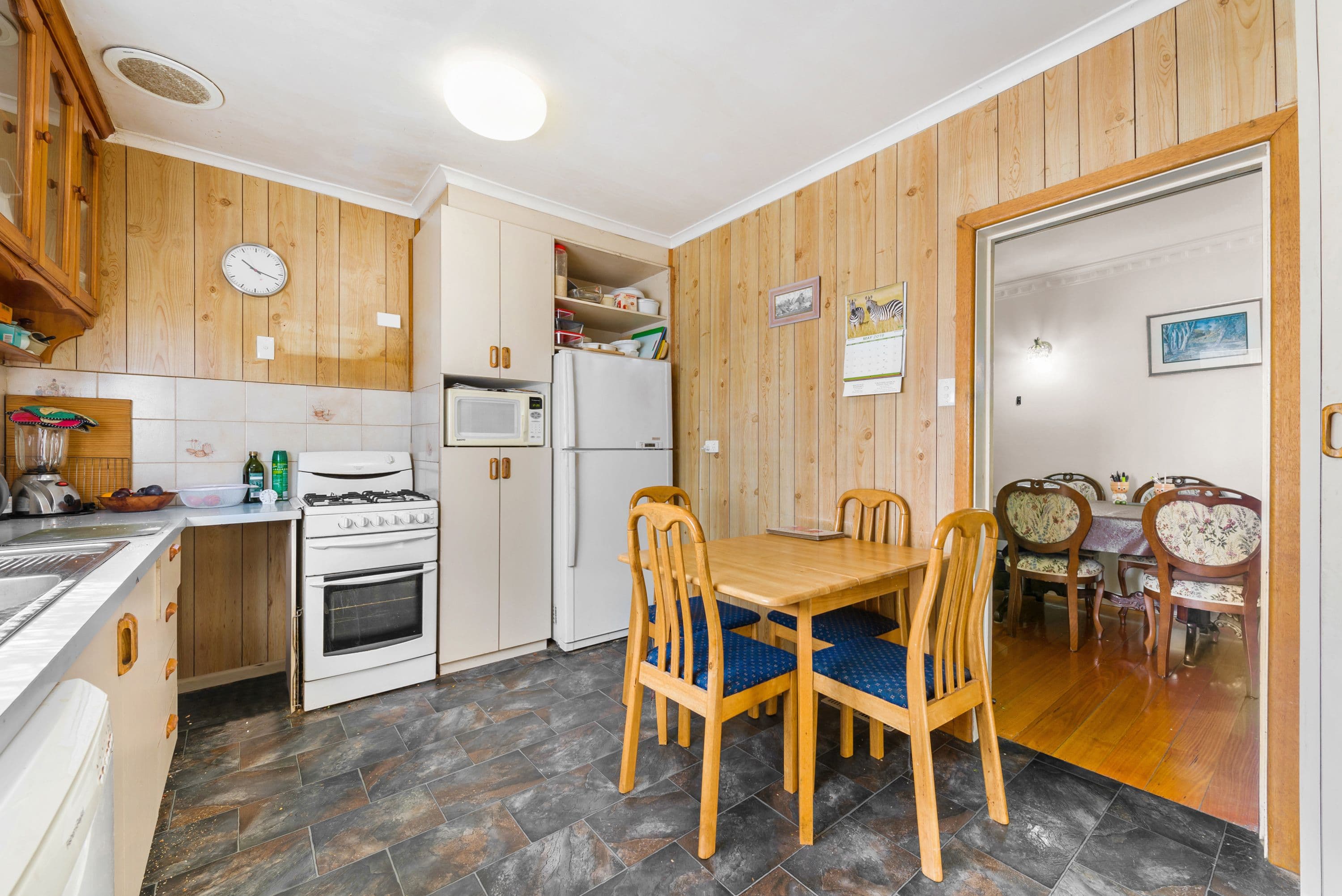 4 Cherrytree Rise, Knoxfield VIC 3180, Knoxfield - Thumbnail 3