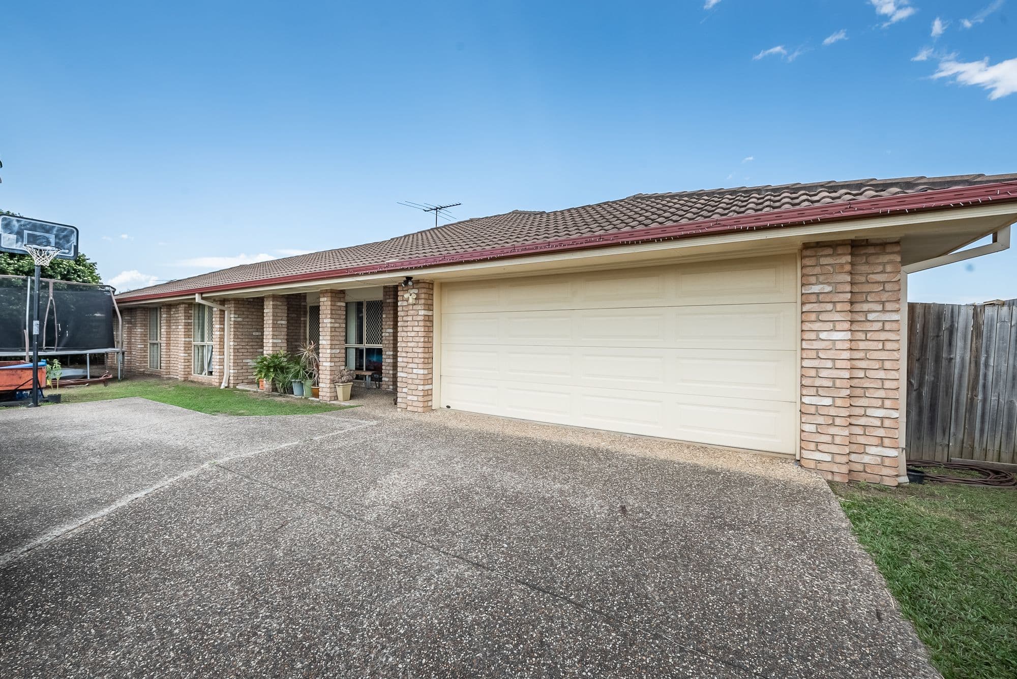 5 Outlook Court, Kallangur QLD 4503, Kallangur - Image 1