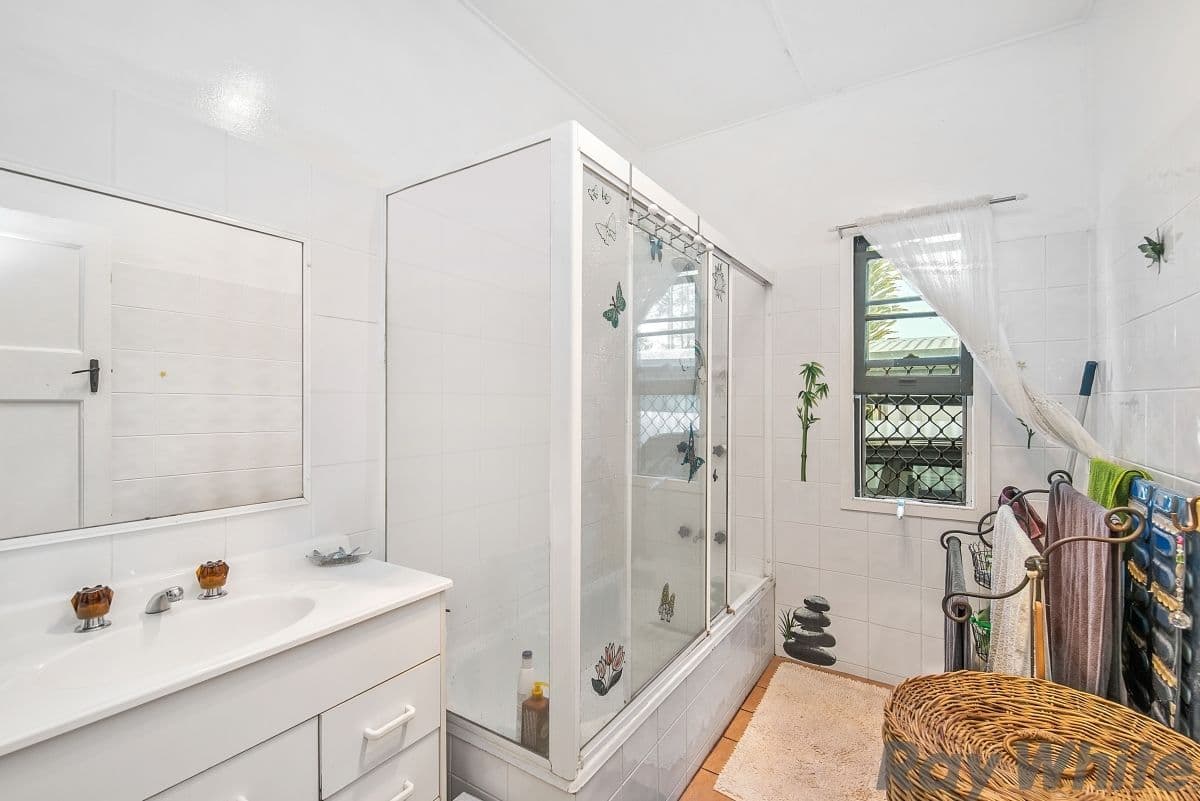 44 Holborn Street, Deception Bay QLD 4508, Deception Bay - Thumbnail 2