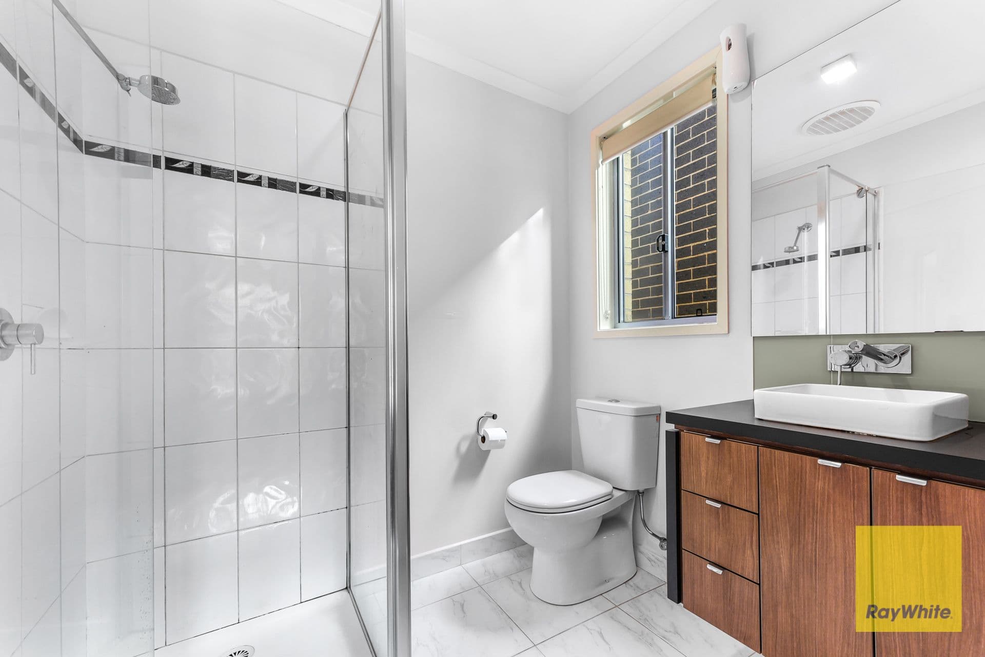 9 Everitt Street, Dandenong VIC 3175, Dandenong - Thumbnail 7