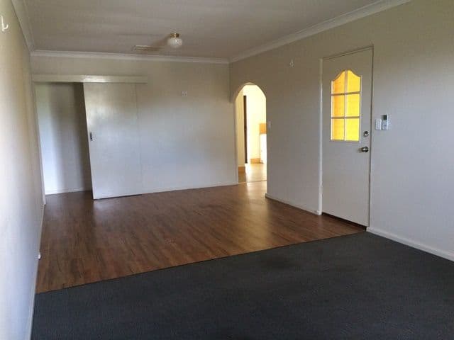 8A Lyal Court, Thornlie WA 6108, Thornlie - Thumbnail 3