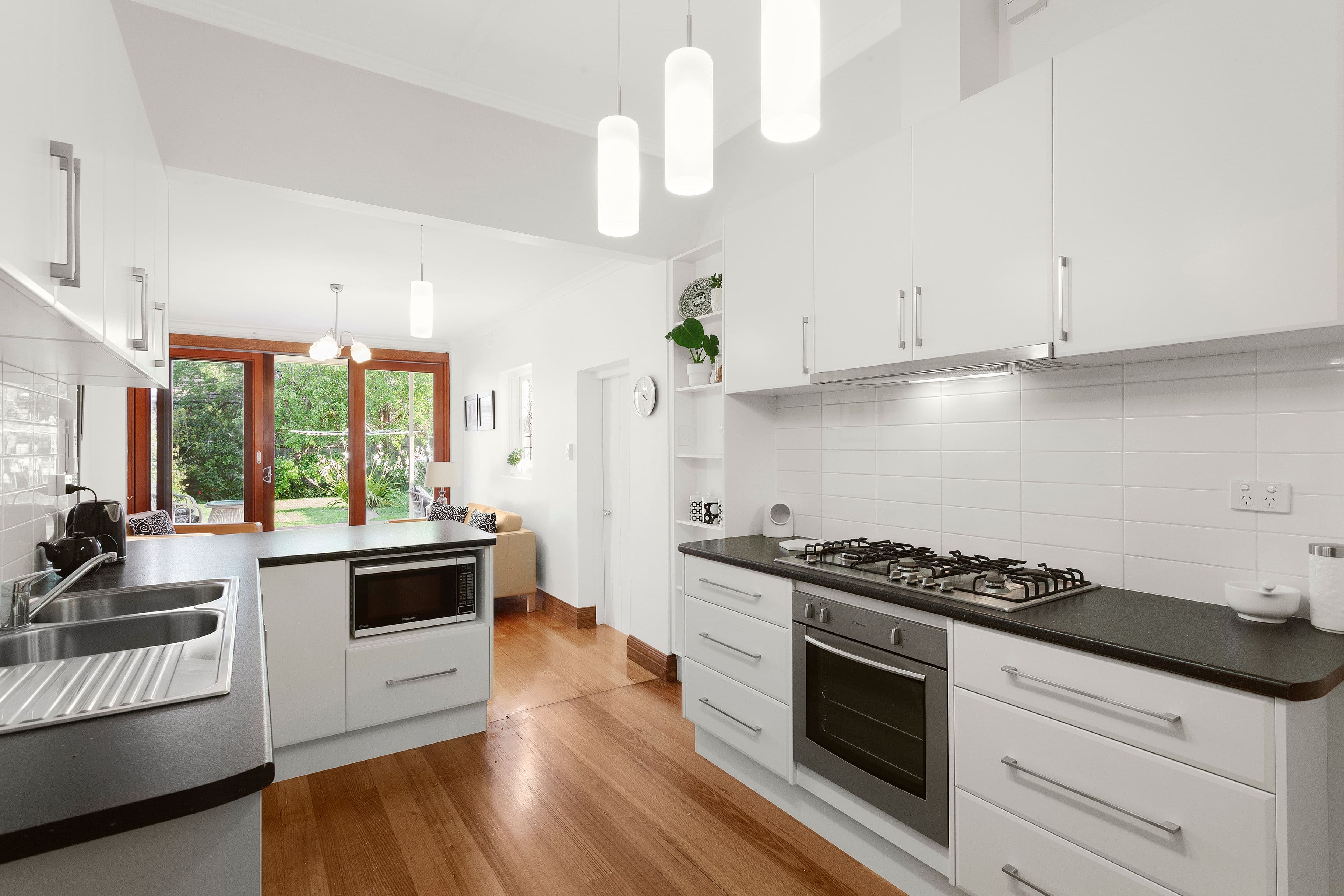 14 Kangaroo Road, Murrumbeena VIC 3163, Murrumbeena - Thumbnail 3