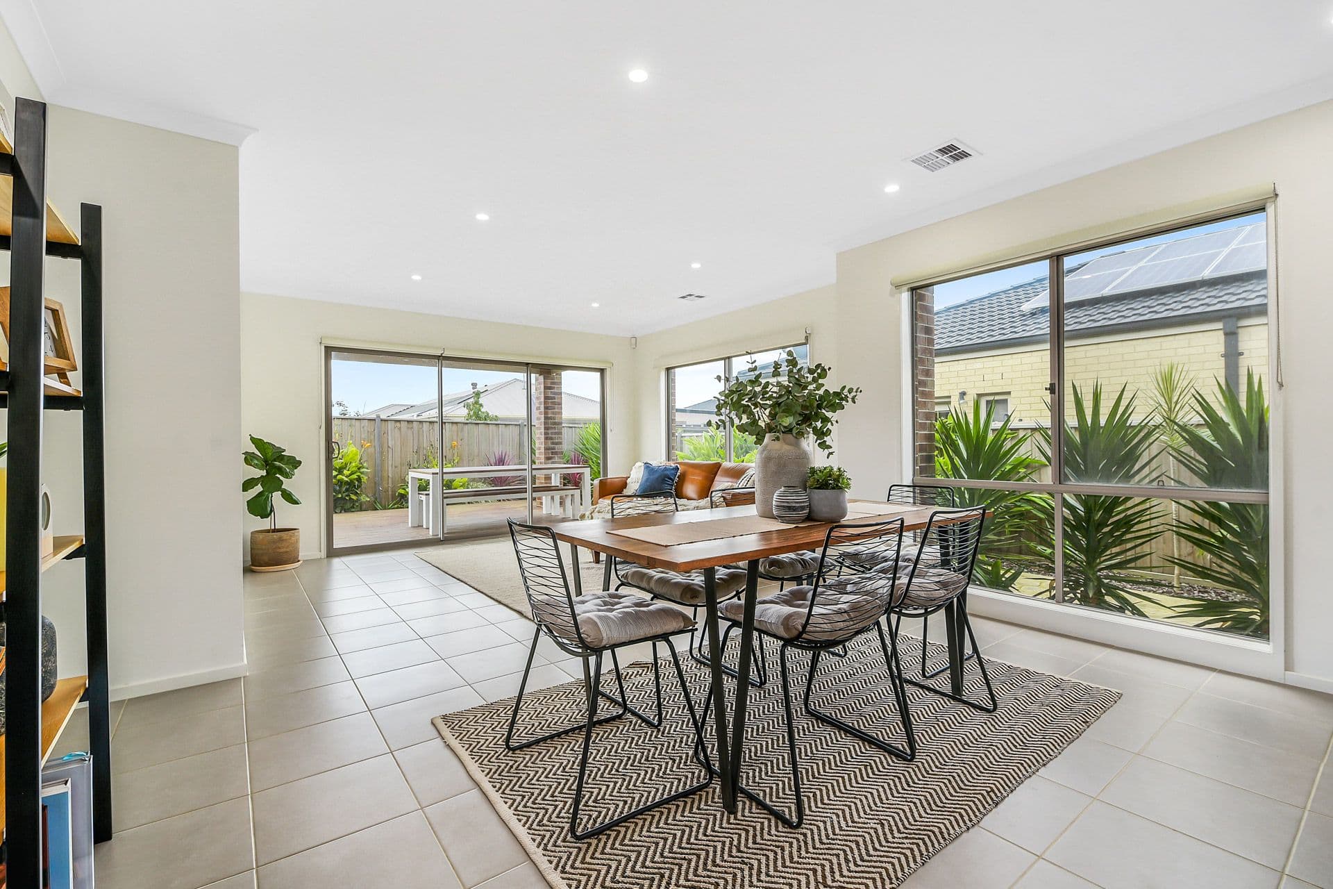11 Barrier Parade, Clyde North VIC 3978, Clyde North - Thumbnail 8