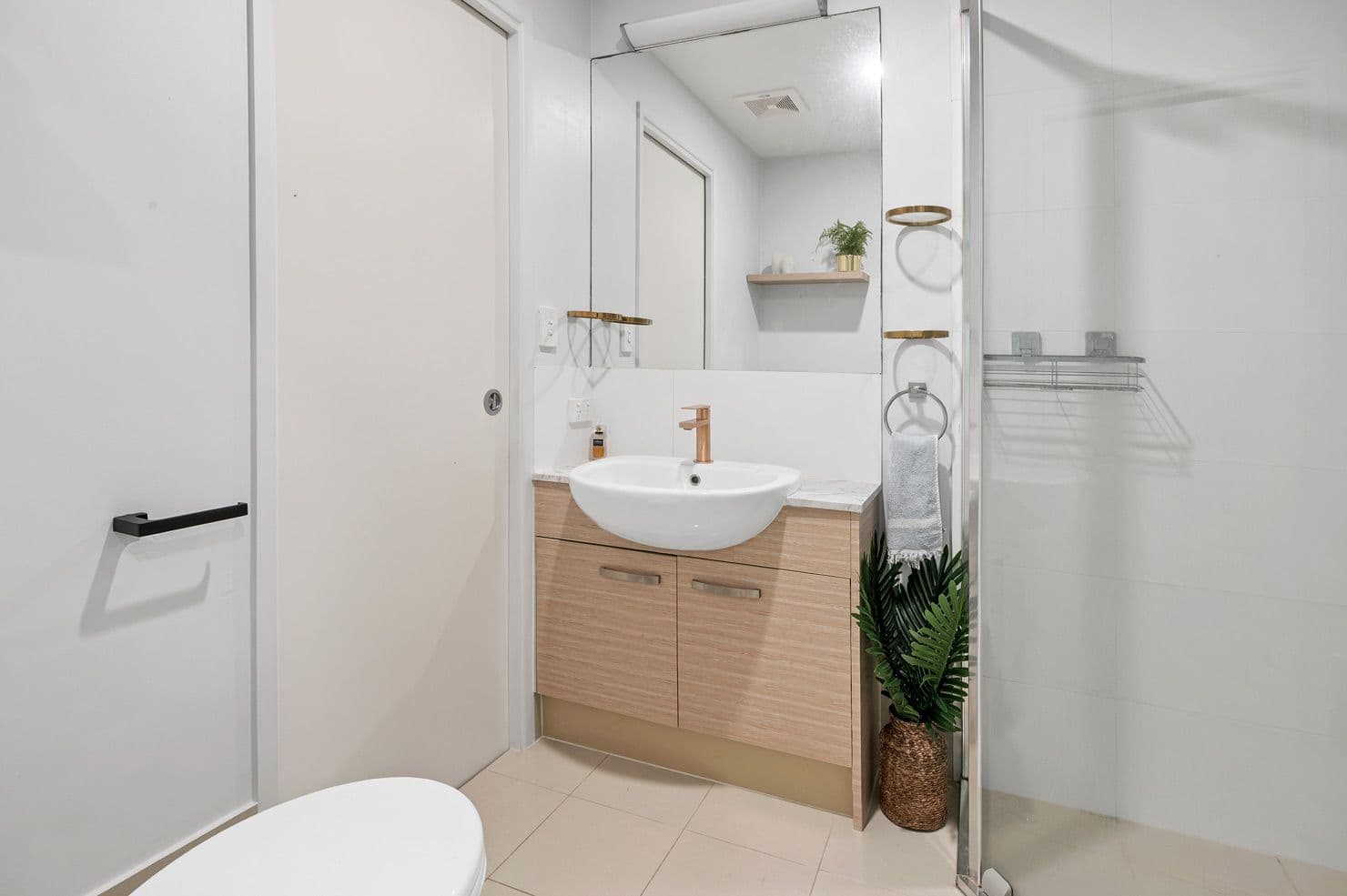 39 Frank Street, Labrador QLD 4215, Labrador - Thumbnail 8