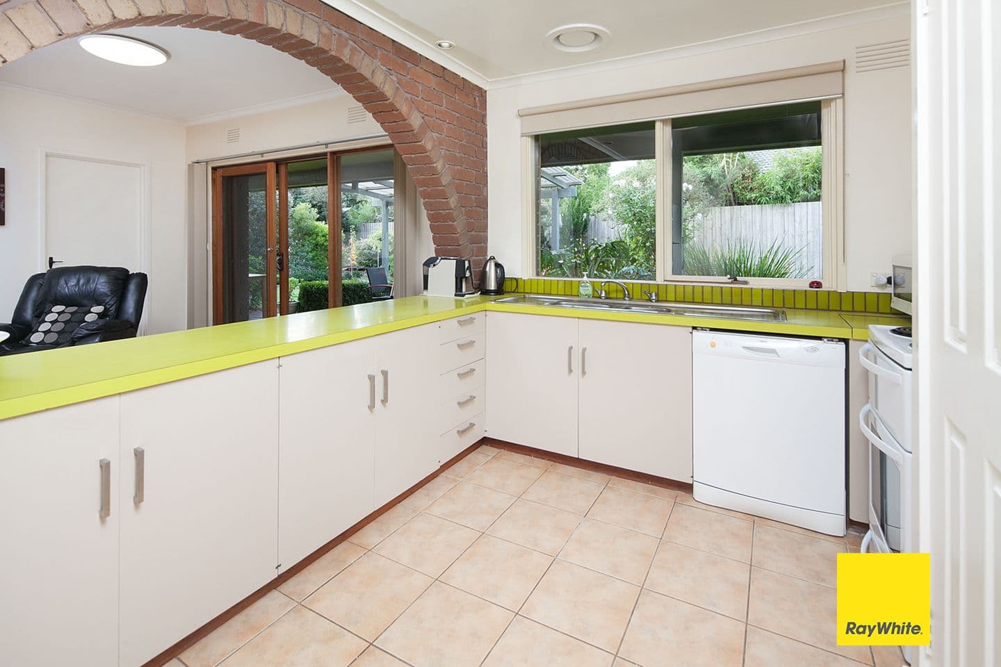 26 Lorraine Avenue, Langwarrin VIC 3910, Langwarrin - Thumbnail 6