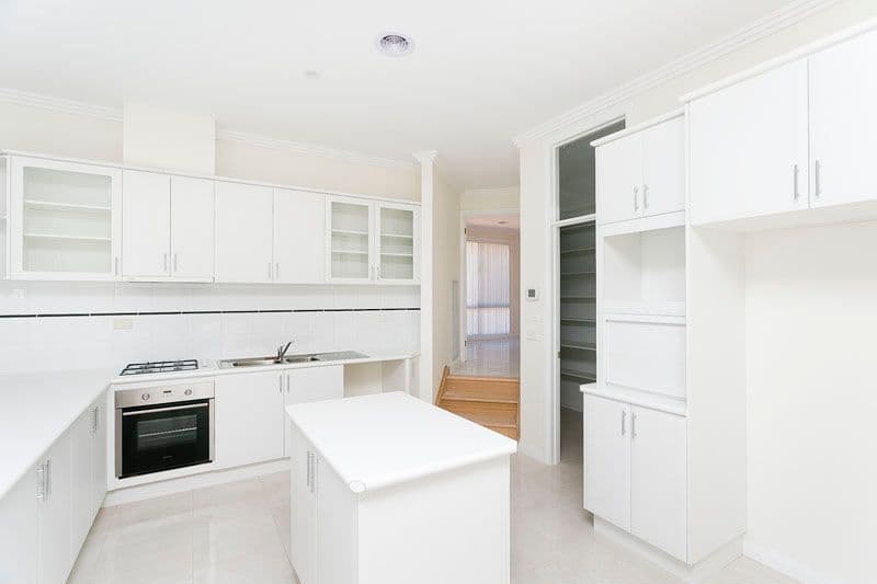 13 Fryans Place, Amaroo ACT 2914, Amaroo - Thumbnail 2