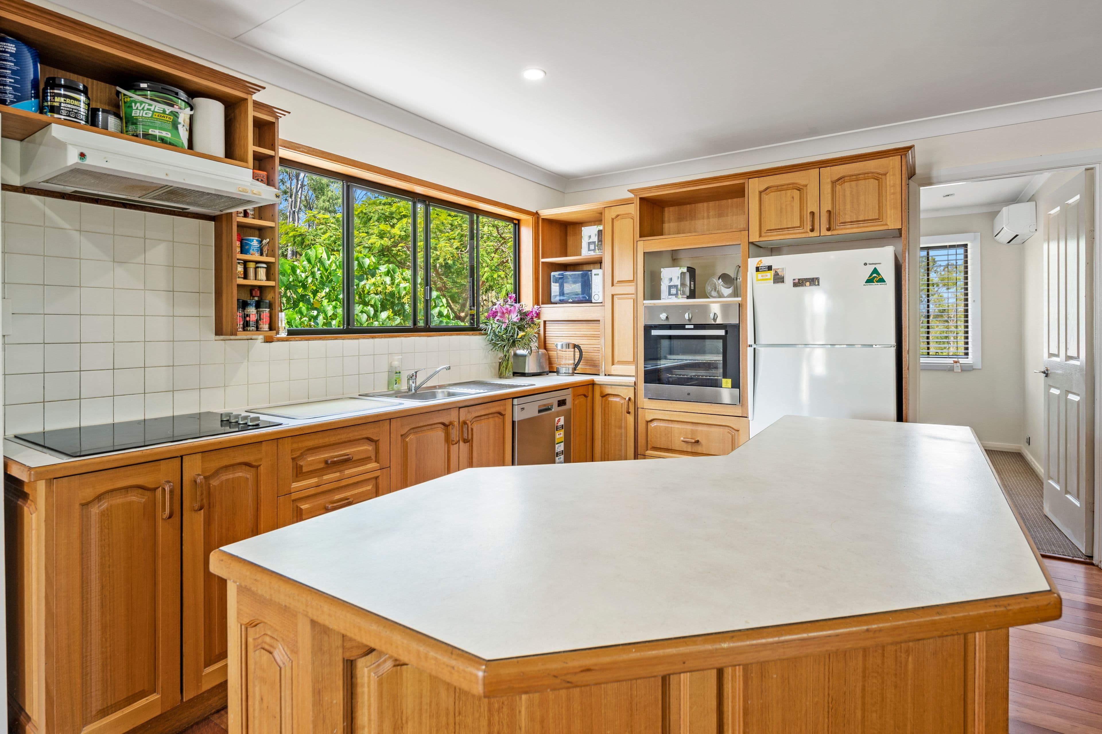 9 Alice Court, Cannonvale QLD 4802, Cannonvale - Thumbnail 6