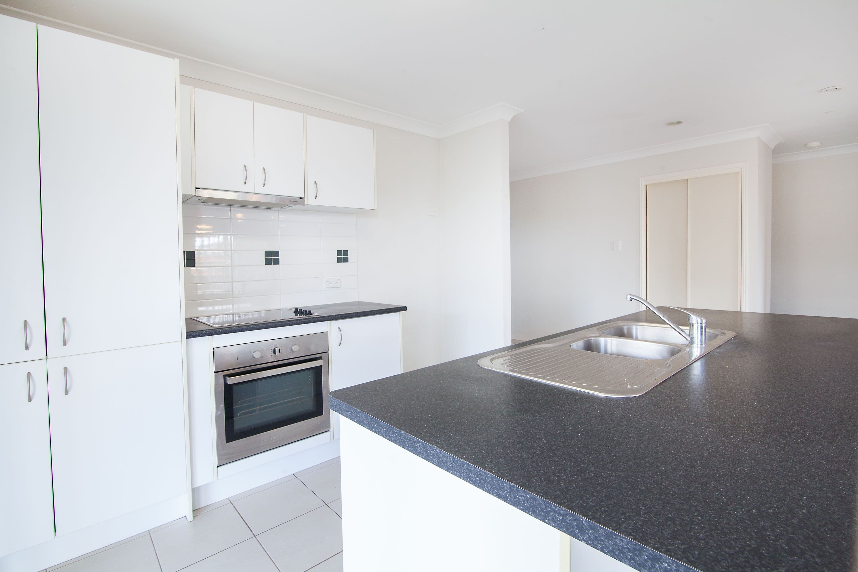 9 Barnes Street, Redbank Plains QLD 4301, Redbank Plains - Thumbnail 2