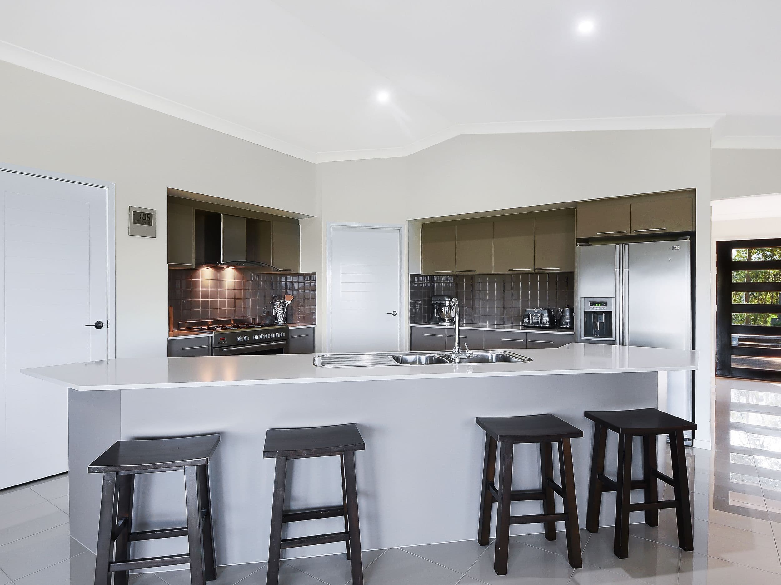 238 Whiteside Road, Samsonvale QLD 4520, Samsonvale - Thumbnail 2