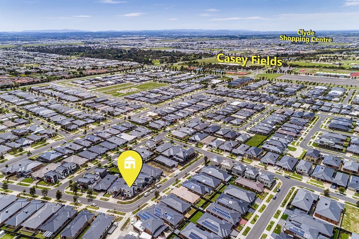 15 Lanthorn Crescent, Cranbourne East VIC 3977, Cranbourne East - Thumbnail 7