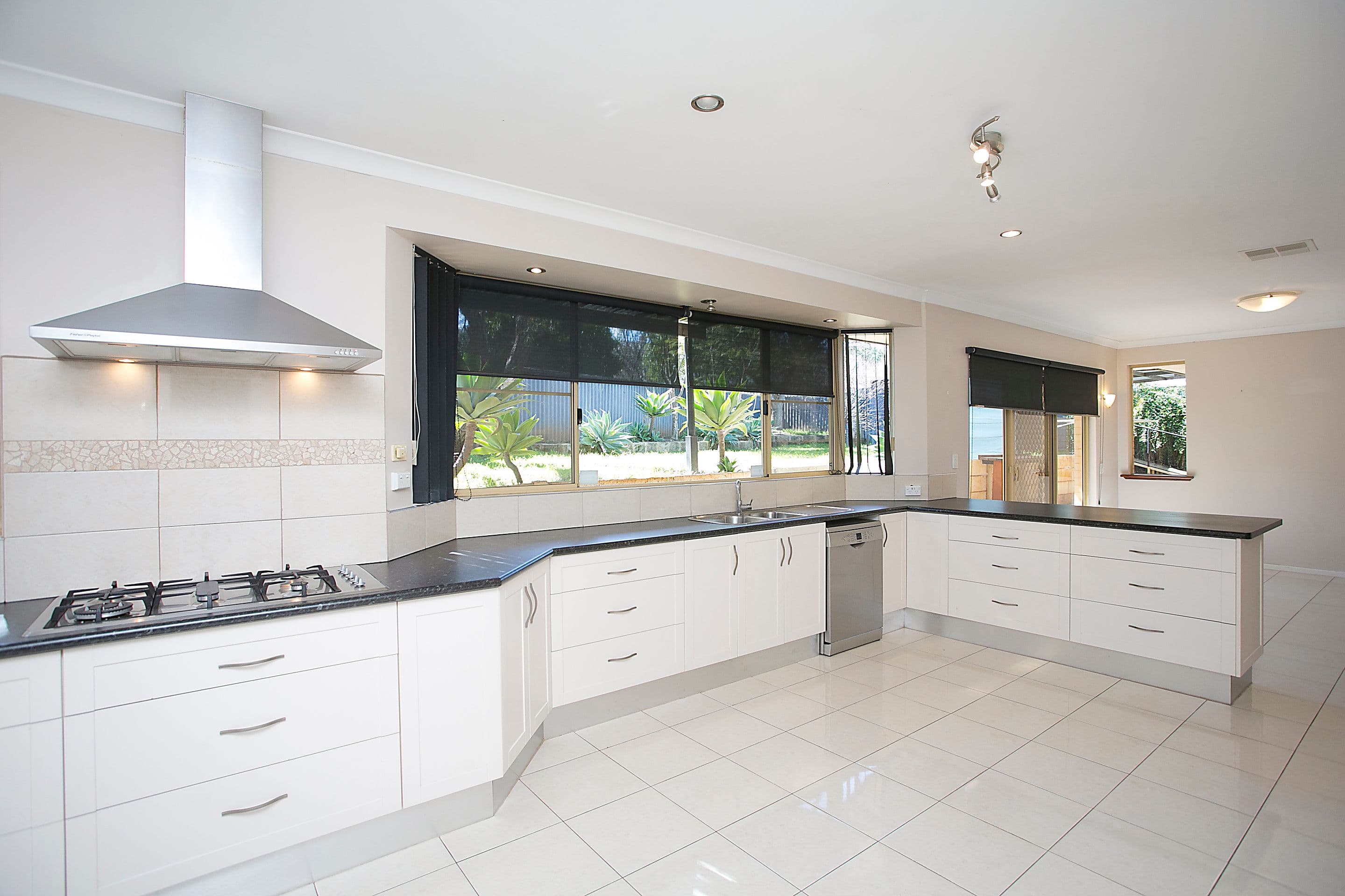 9 Stirling Close, Swan View WA 6056, Swan View - Image 1